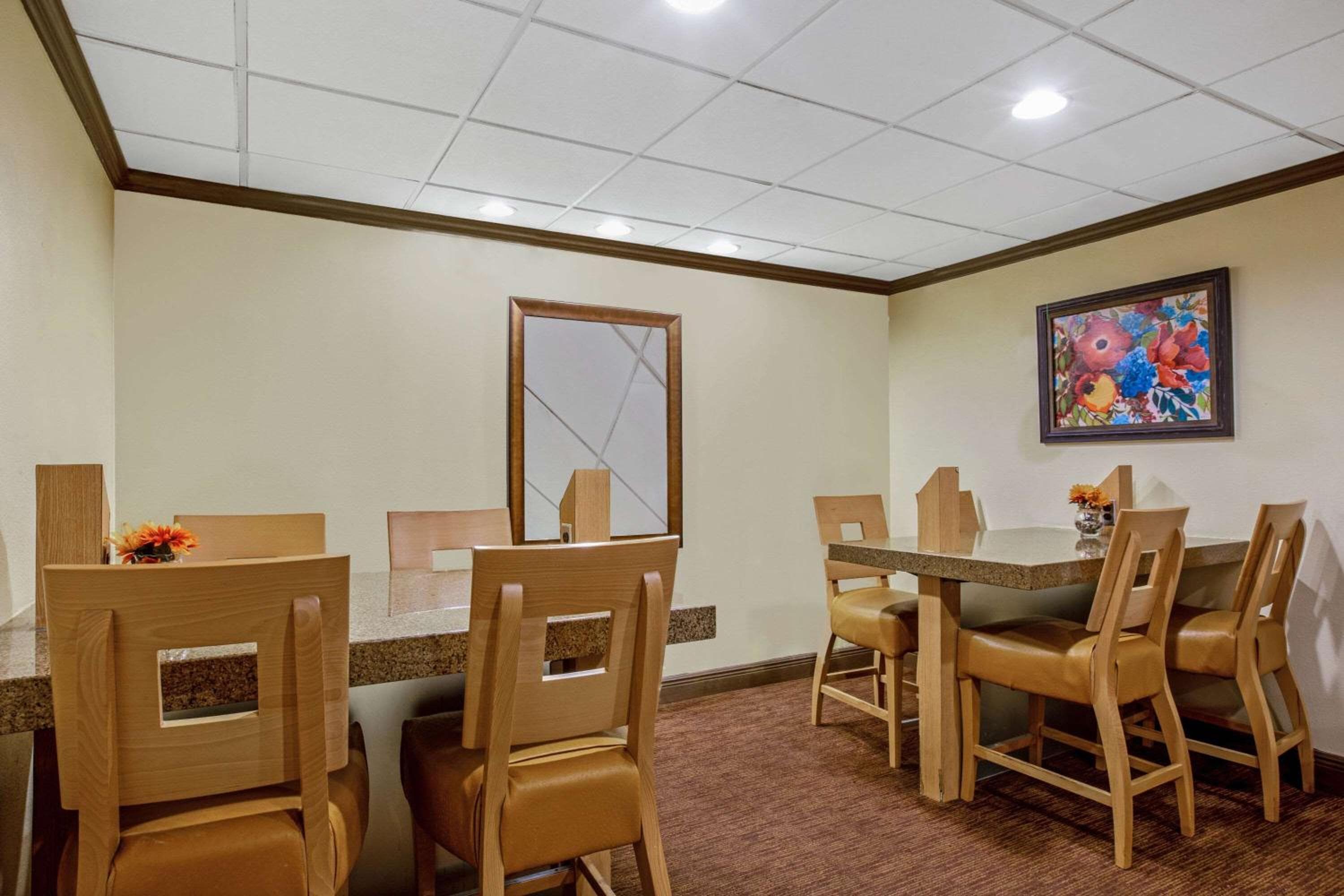 La Quinta by Wyndham Miami Cutler Bay