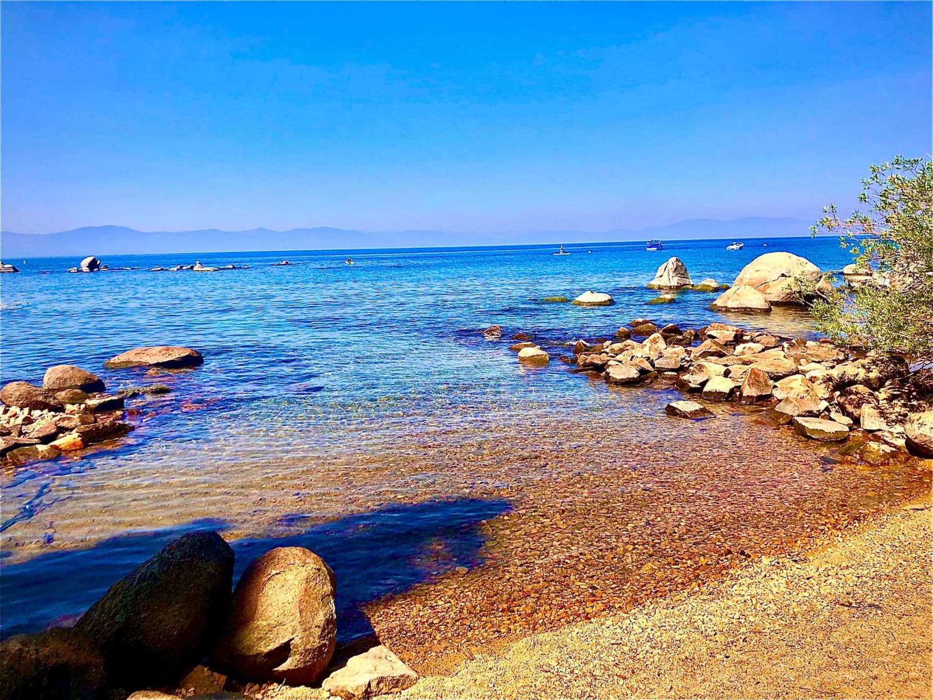Lv12: luxury villa walk to the Beach