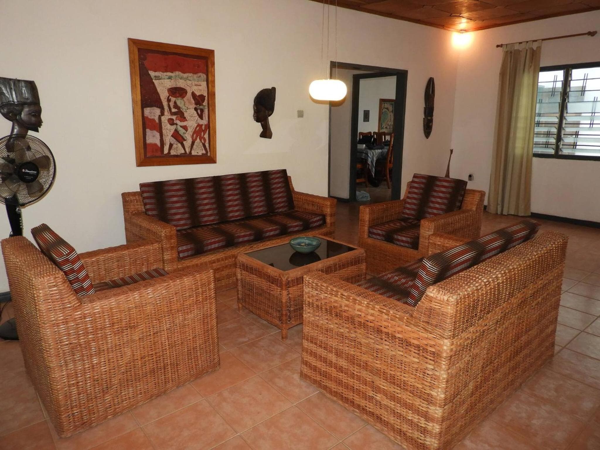 Nimohs Holiday Home