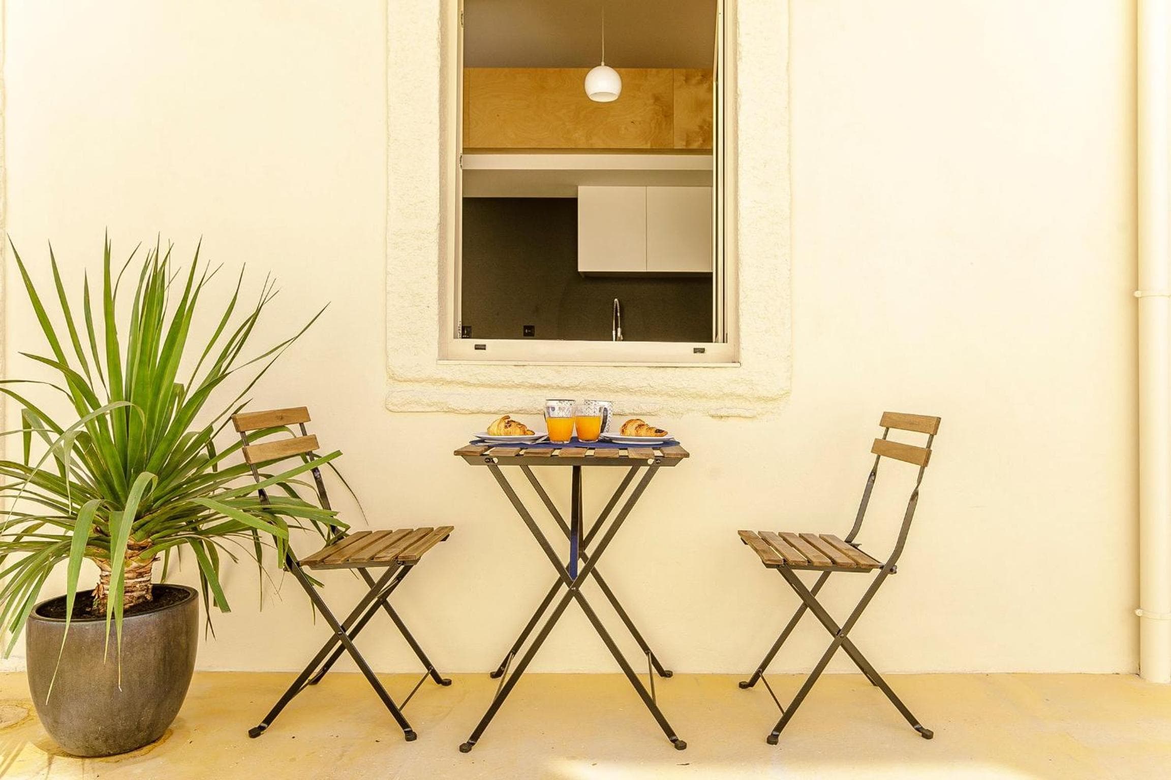 Vila Burgães by LovelyStay