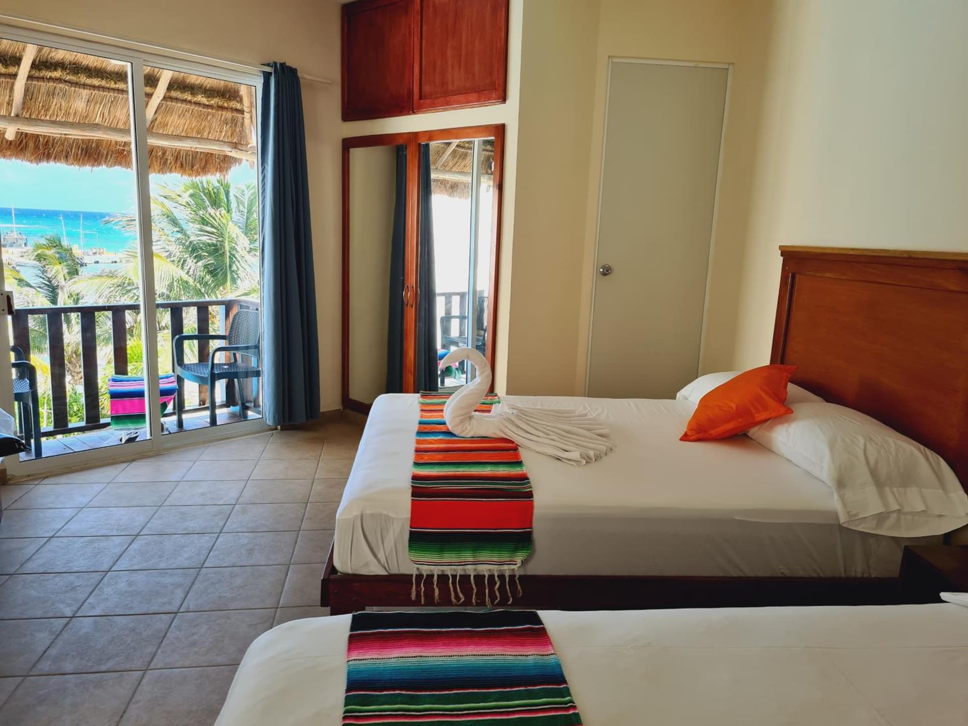 7mo Color Hotel Boutique