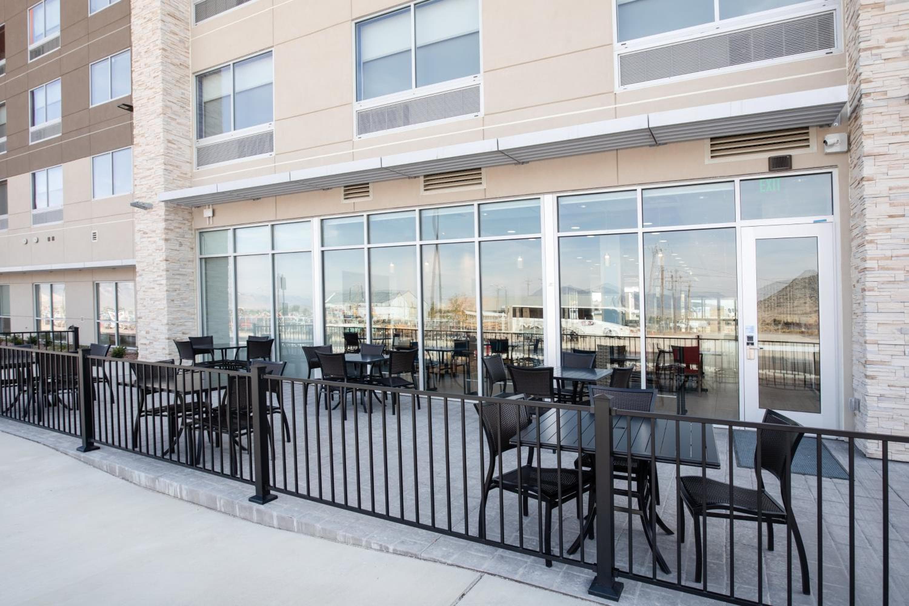 Holiday Inn Express & Suites - Ely by IHG