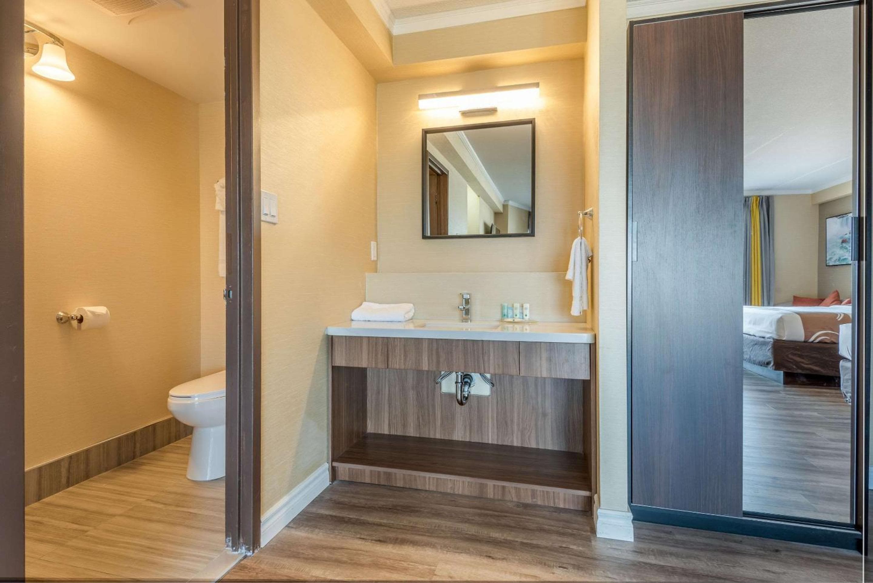 Quality Inn & Suites