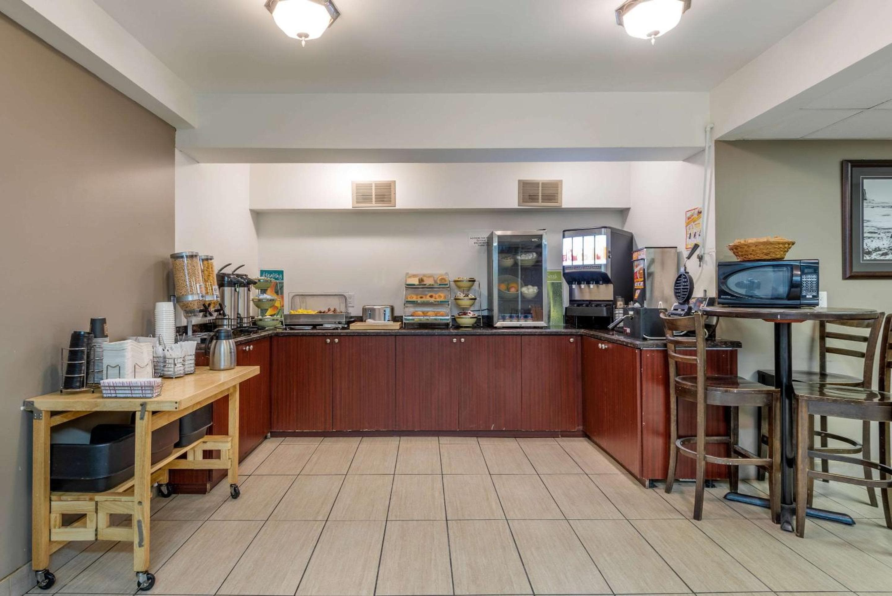 Quality Inn & Suites