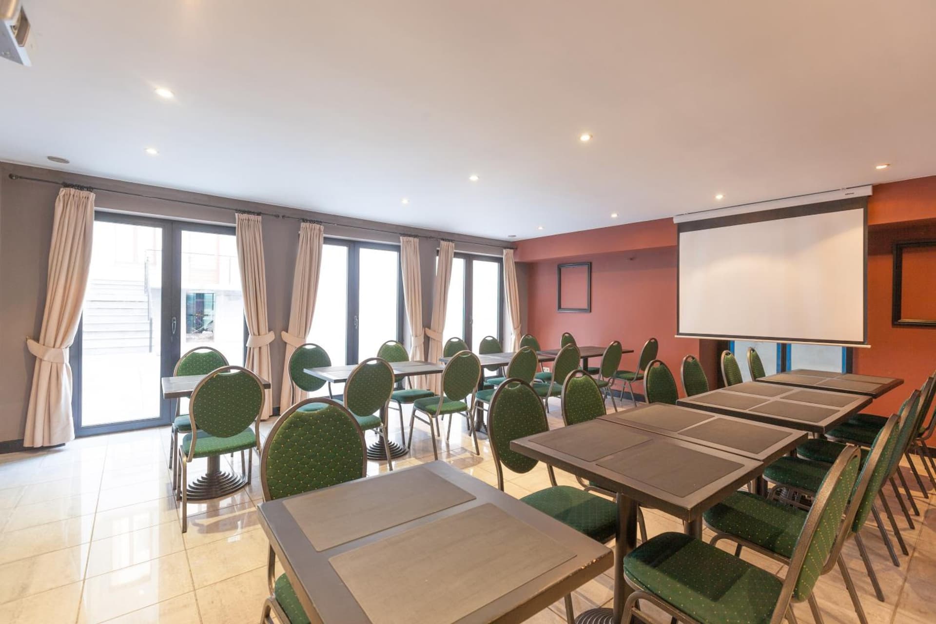 meeting & event spaces