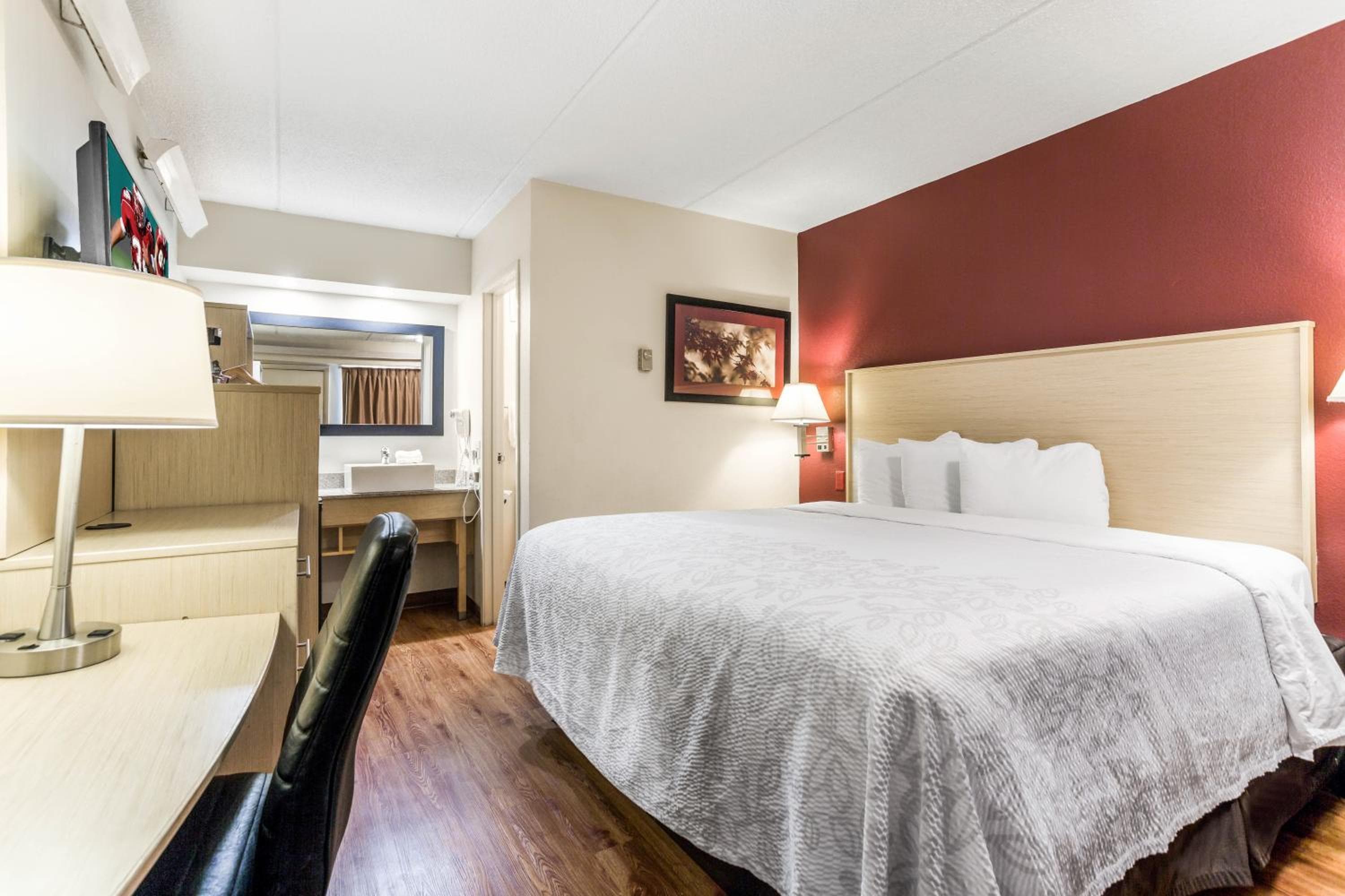 Red Roof Inn PLUS+ Nashville North Goodlettsville