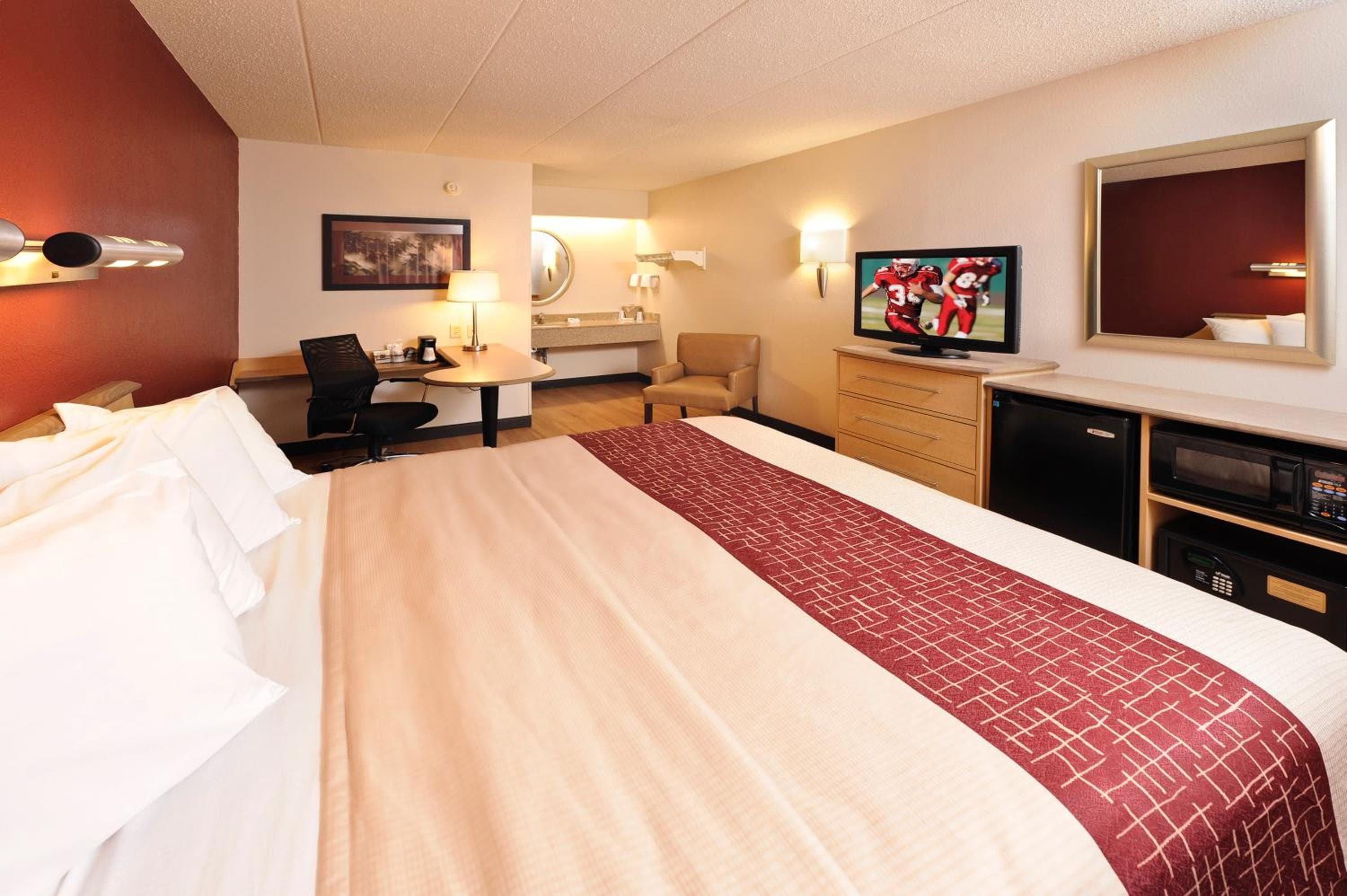 Red Roof Inn Louisville East - Hurstbourne