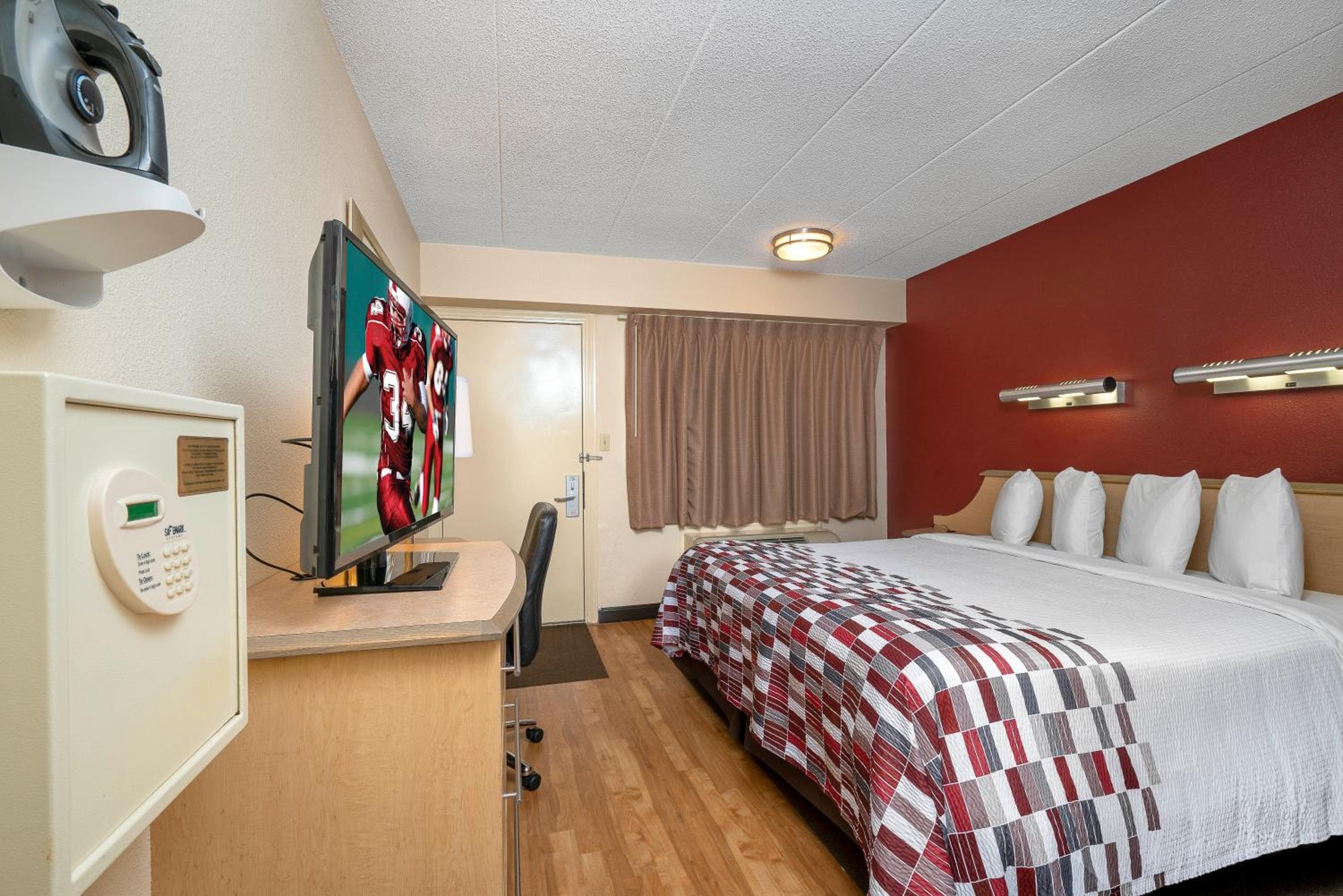 Red Roof Inn Detroit - Dearborn-Greenfield Village