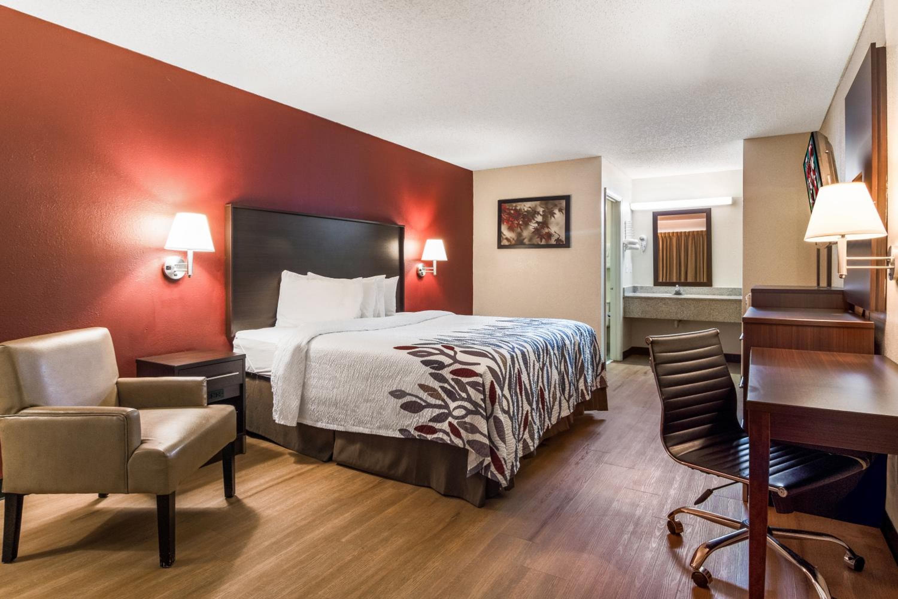 Red Roof Inn Acworth - Emerson - LakePoint South