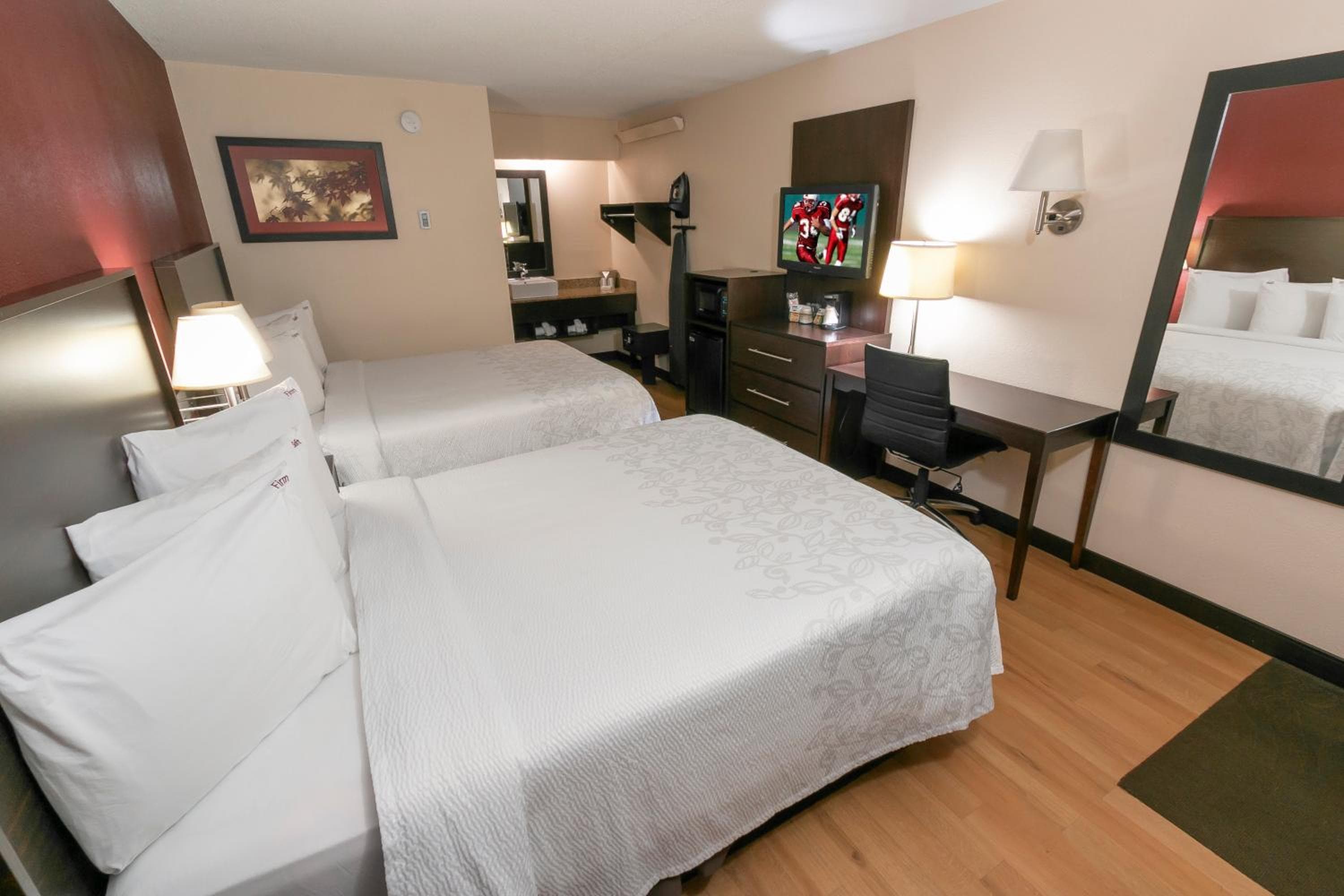 Red Roof Inn PLUS+ Washington DC Rockville