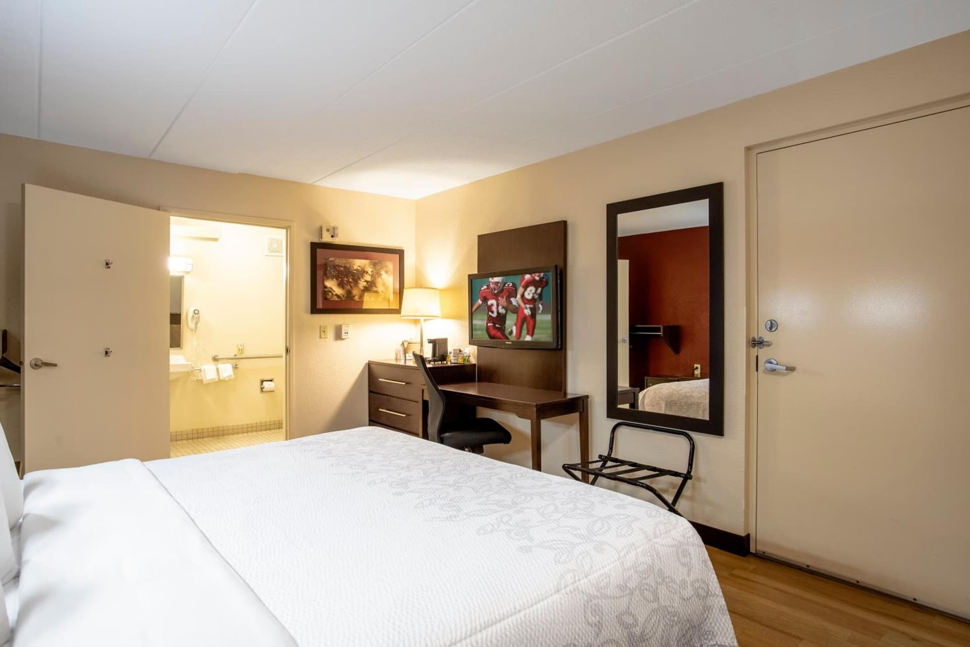 Red Roof Inn PLUS+ Baltimore-Washington DC/BWI Airport
