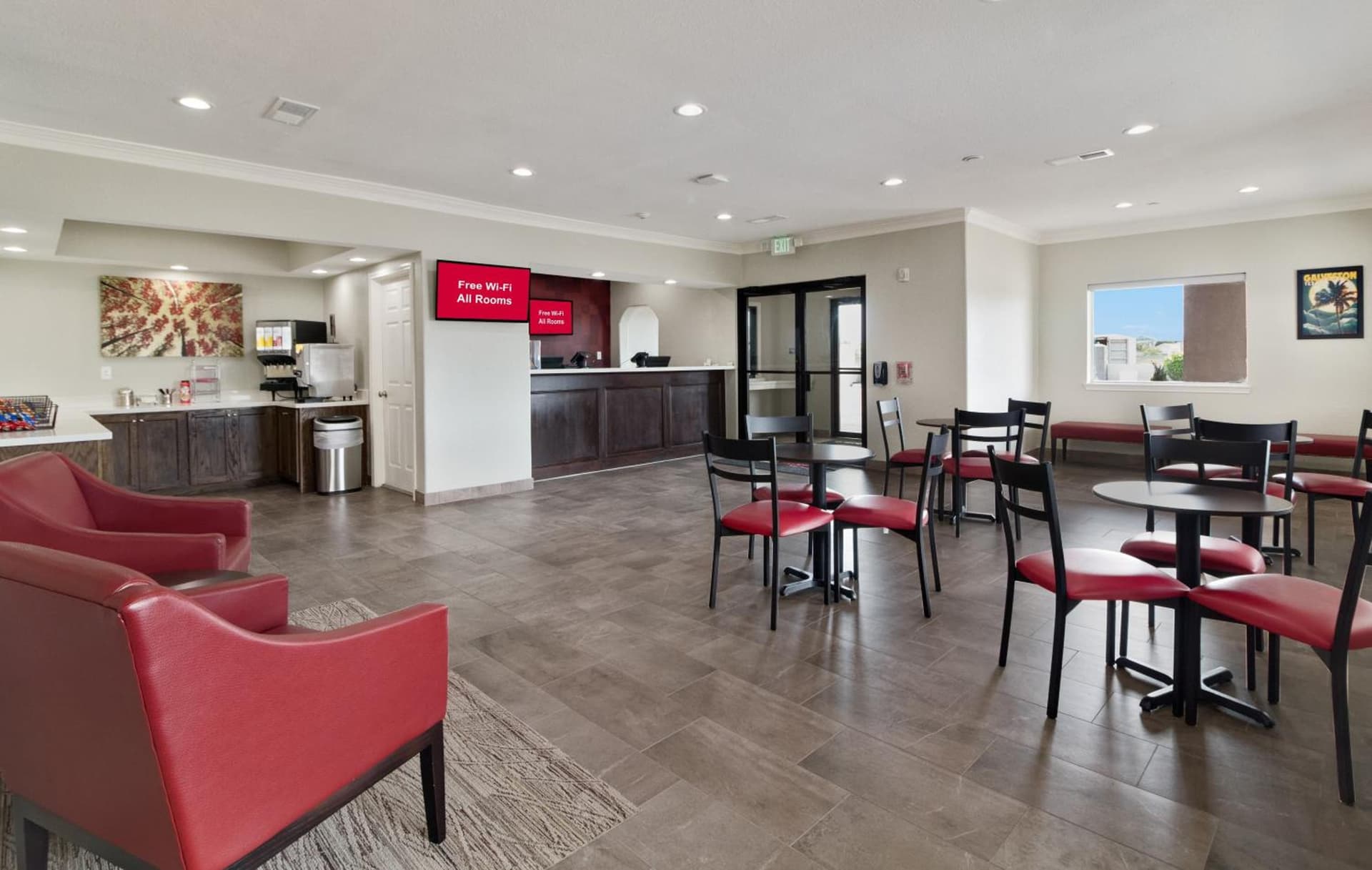 Red Roof Inn PLUS + Galveston - Beachfront