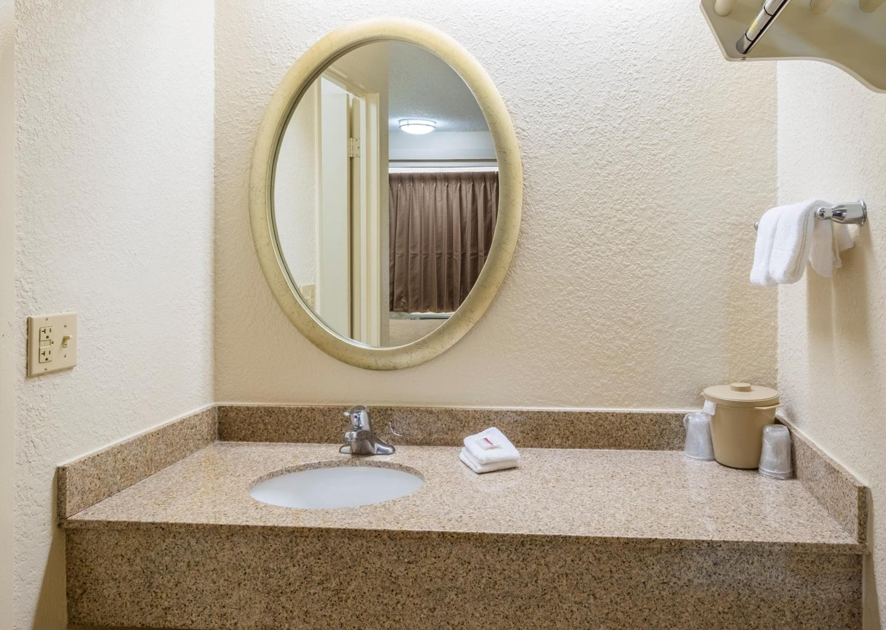 Red Roof Inn Jacksonville Airport