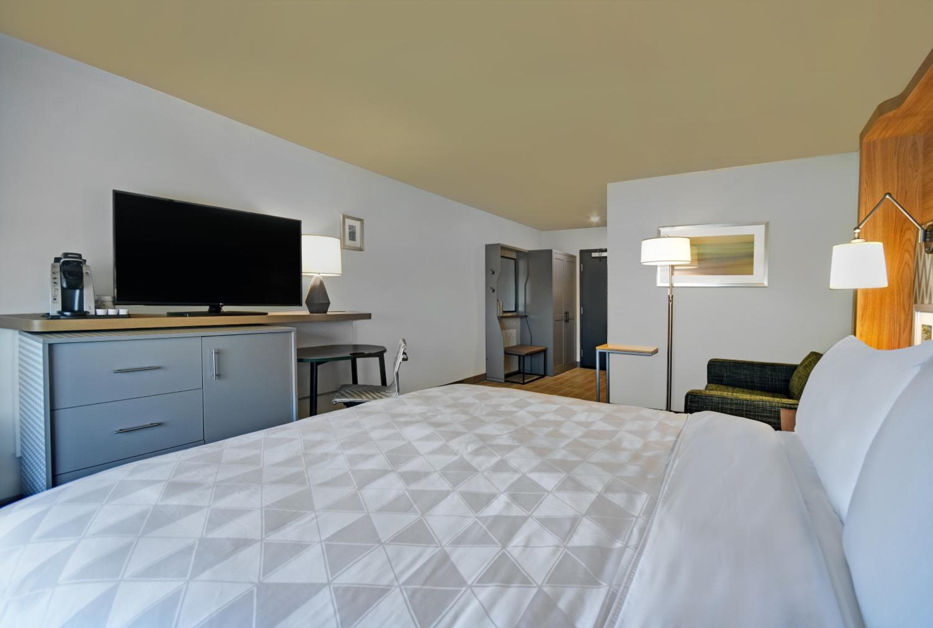 Holiday Inn Grand Rapids North - Walker by IHG