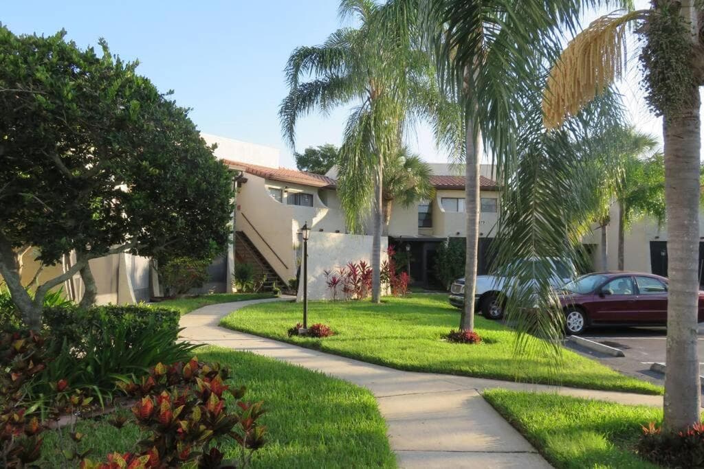 Florida Condos on Lake Tarpon