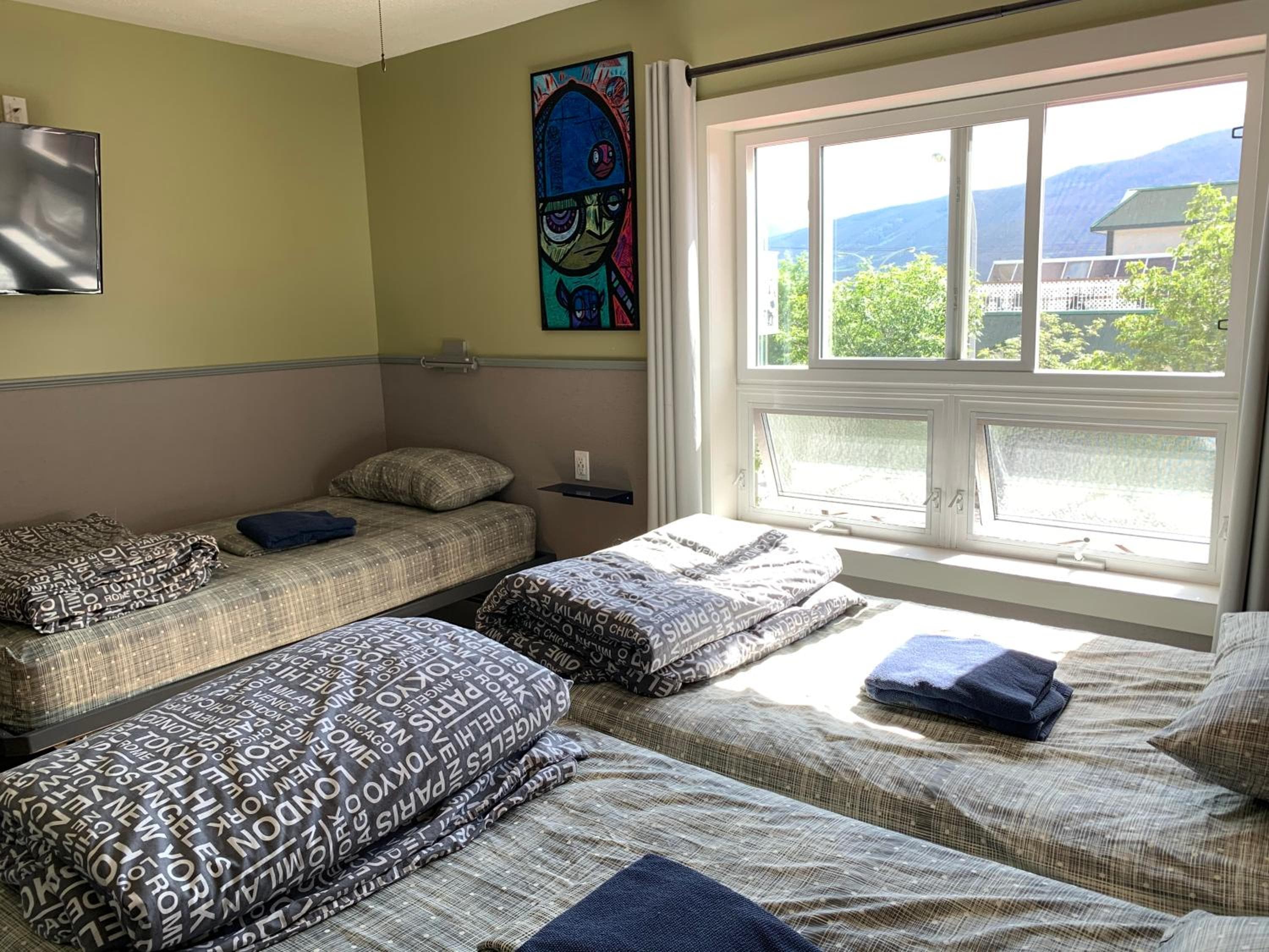 Jasper Downtown Hostel