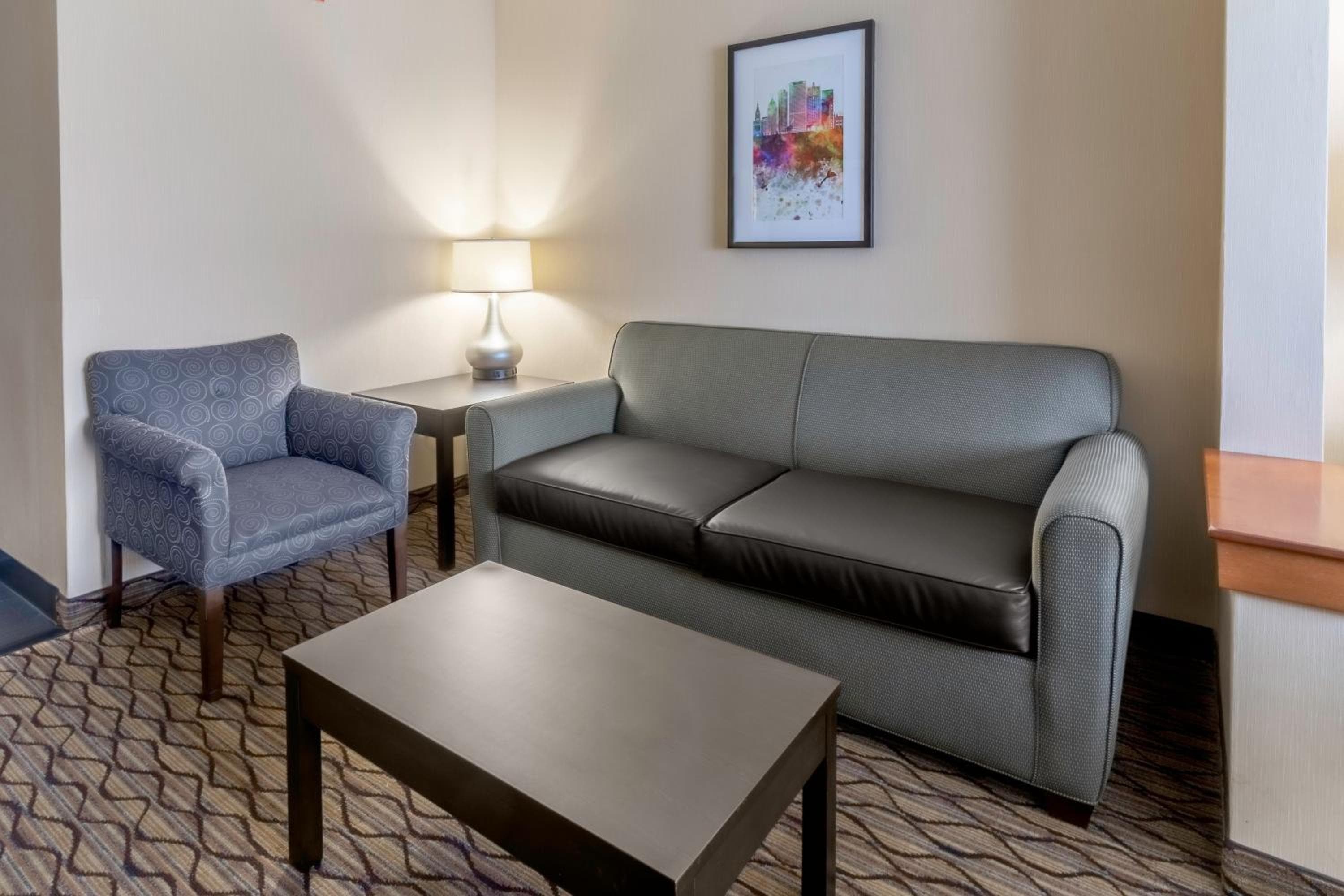 Holiday Inn Milwaukee Airport by IHG