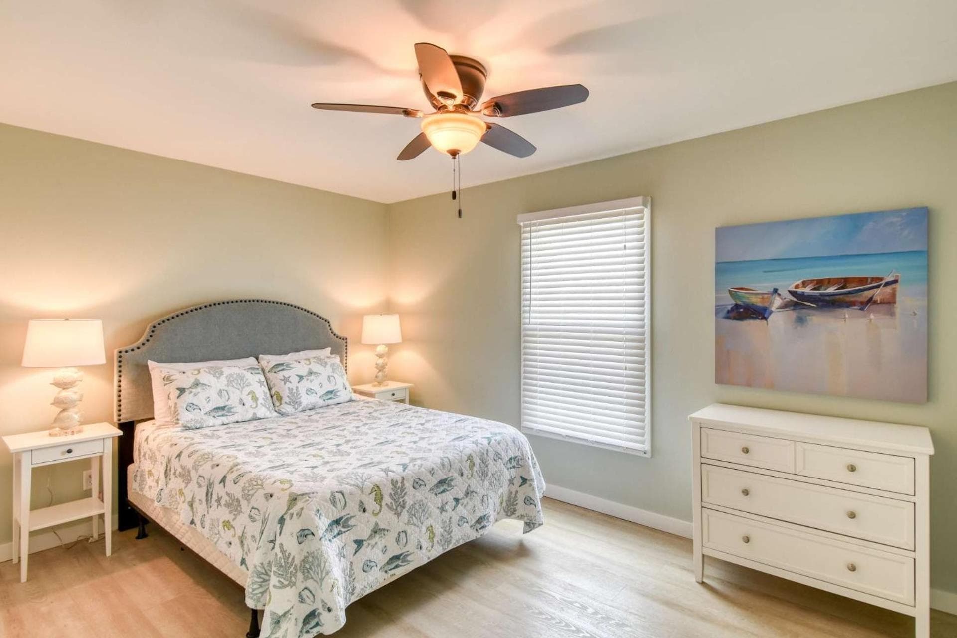 Seascape Family Beach Retreat
