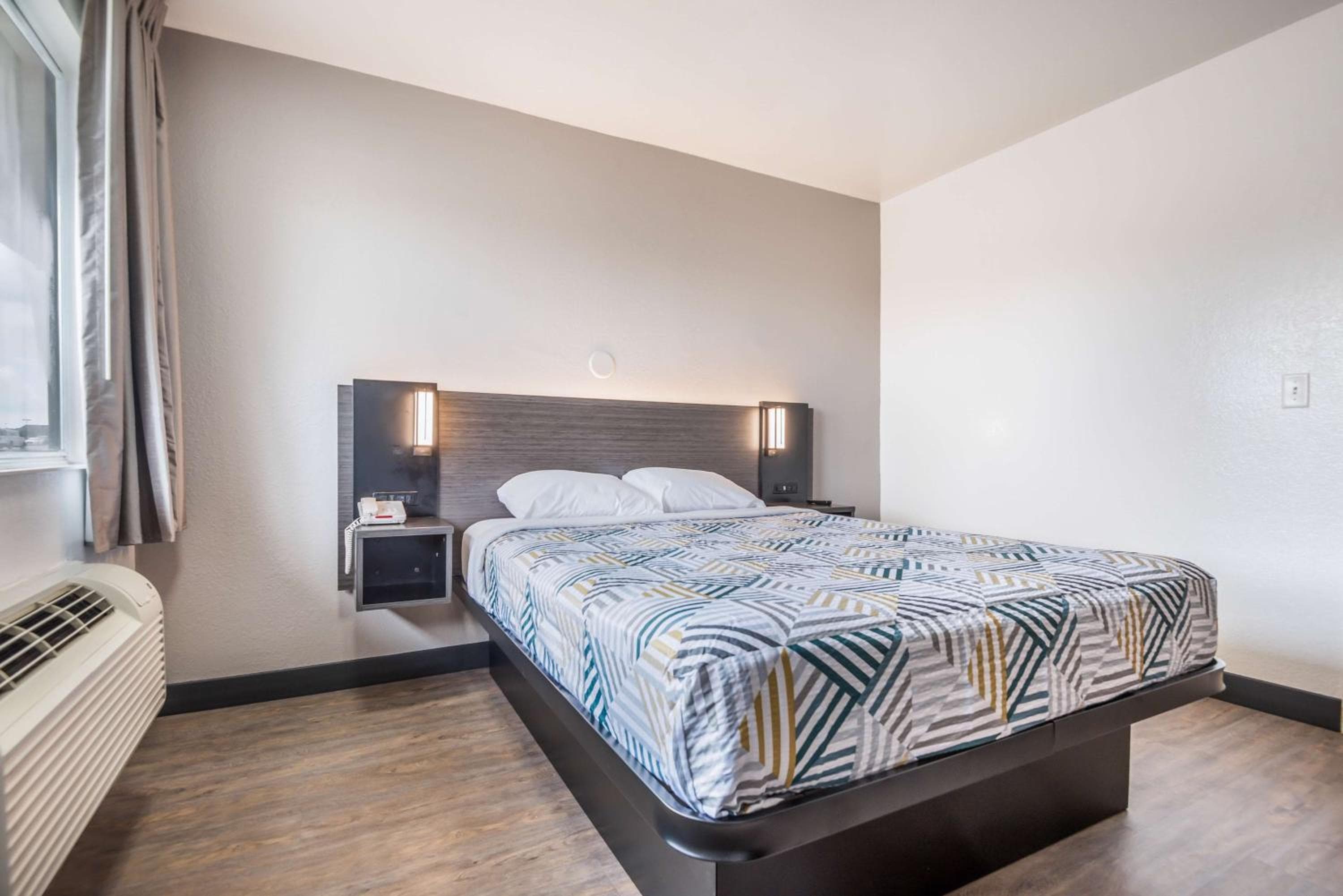 Motel 6-College Station, TX - Bryan