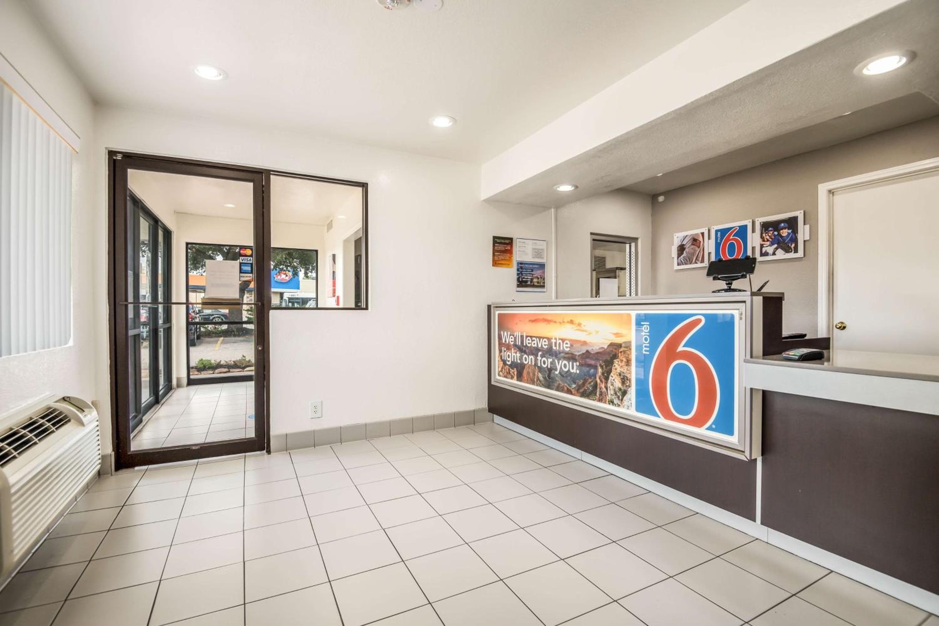 Motel 6-College Station, TX - Bryan
