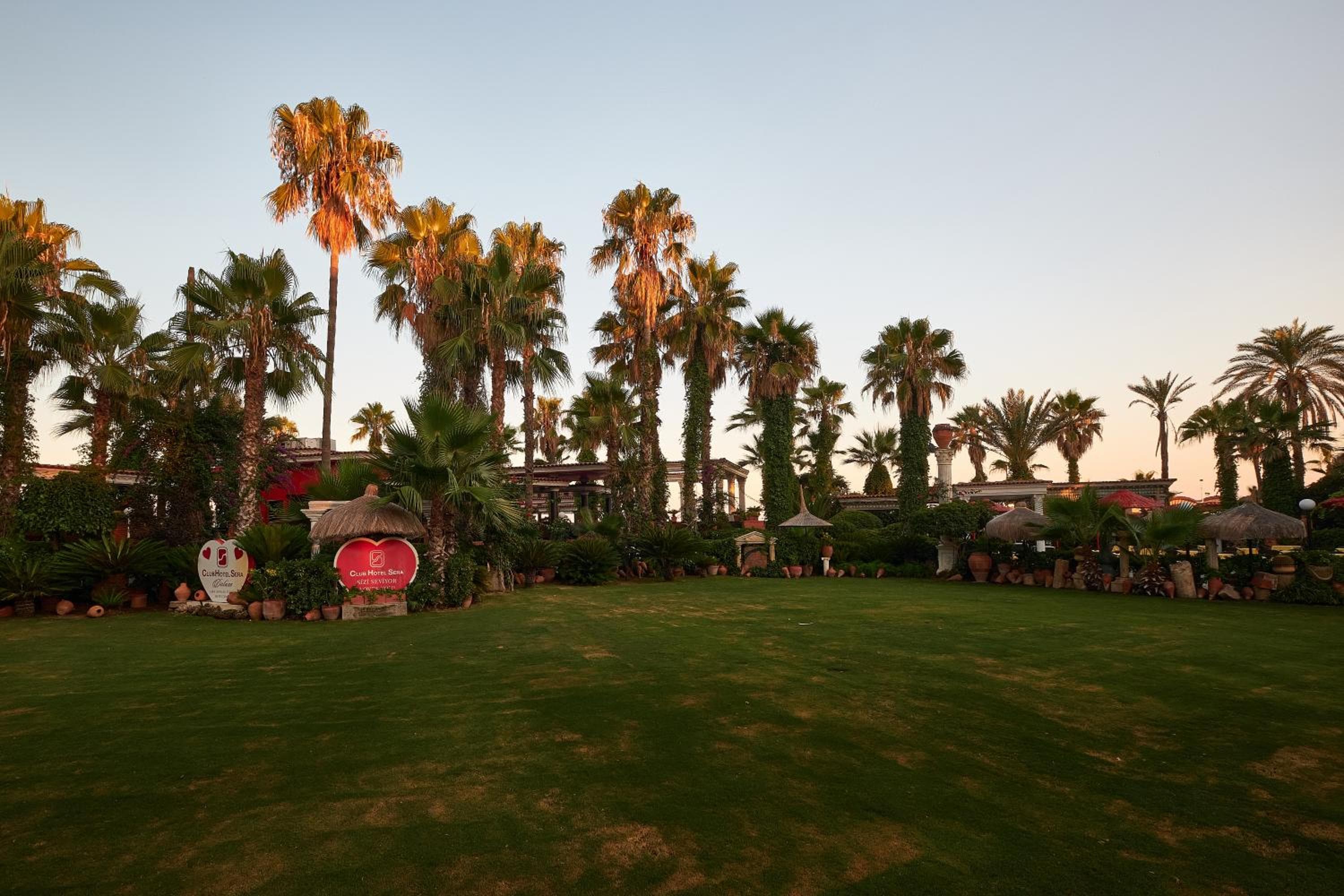 Club Hotel Sera