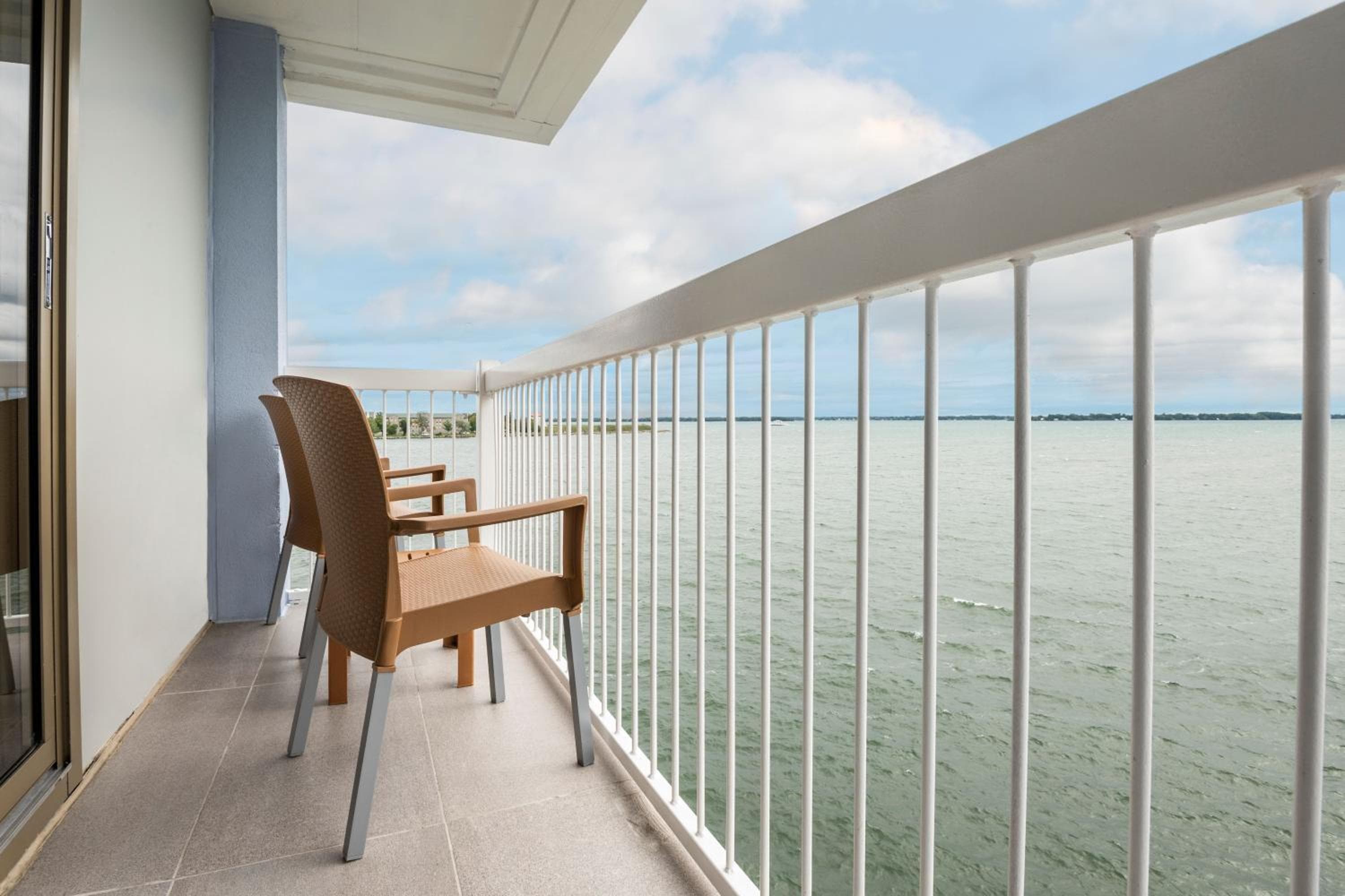 Holiday Inn Kingston - Waterfront by IHG