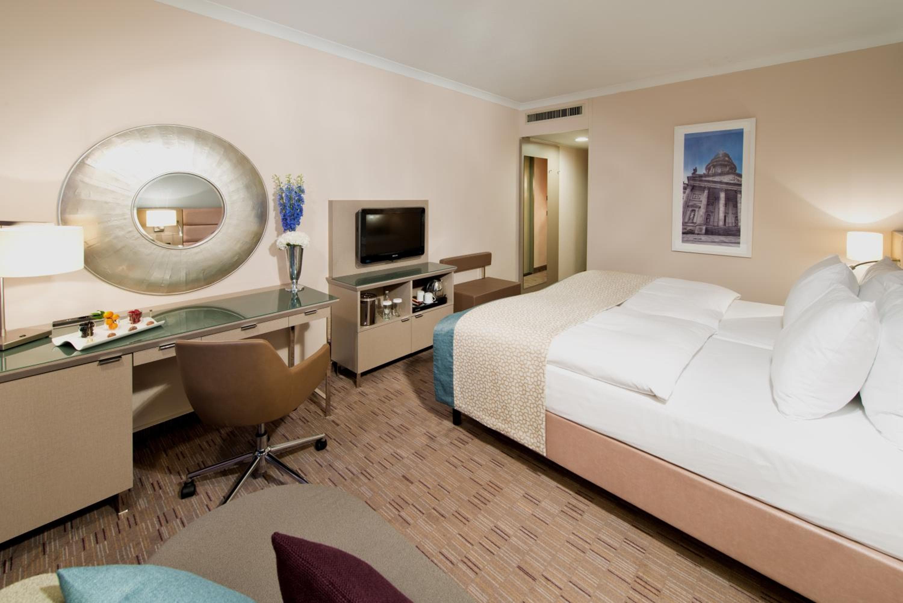 Crowne Plaza Berlin City Centre Ku'damm by IHG