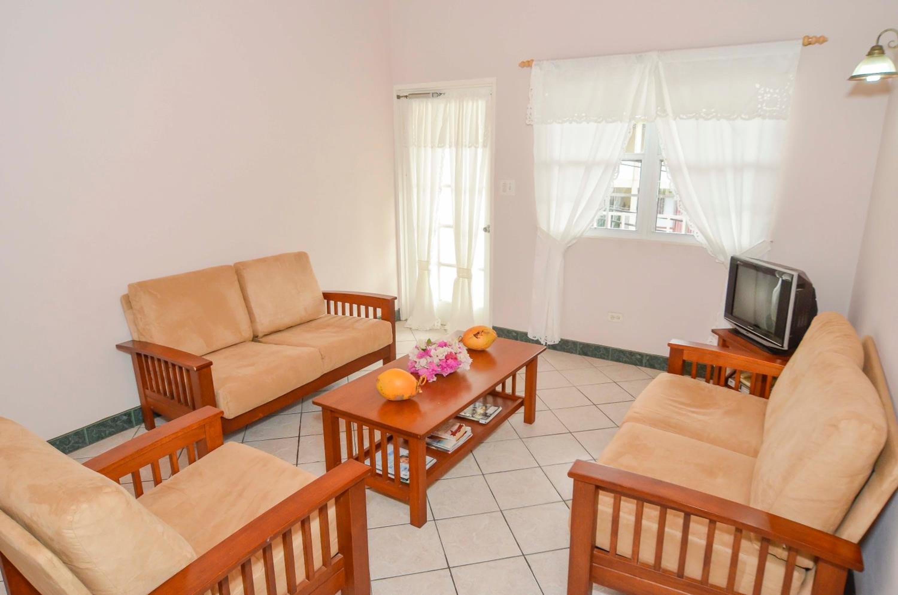 Caribbean Inn and Suites