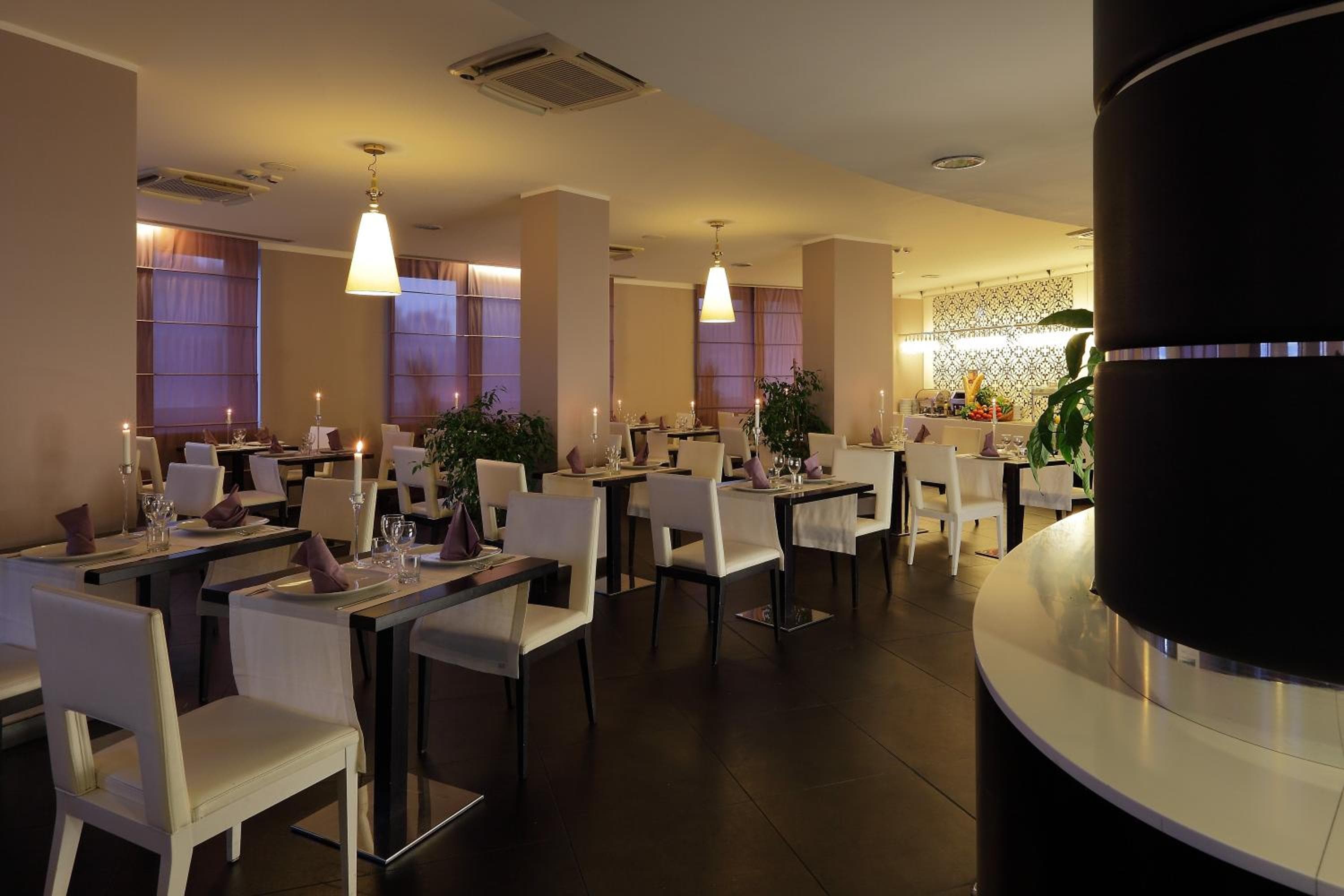 Holiday Inn Genoa City by IHG