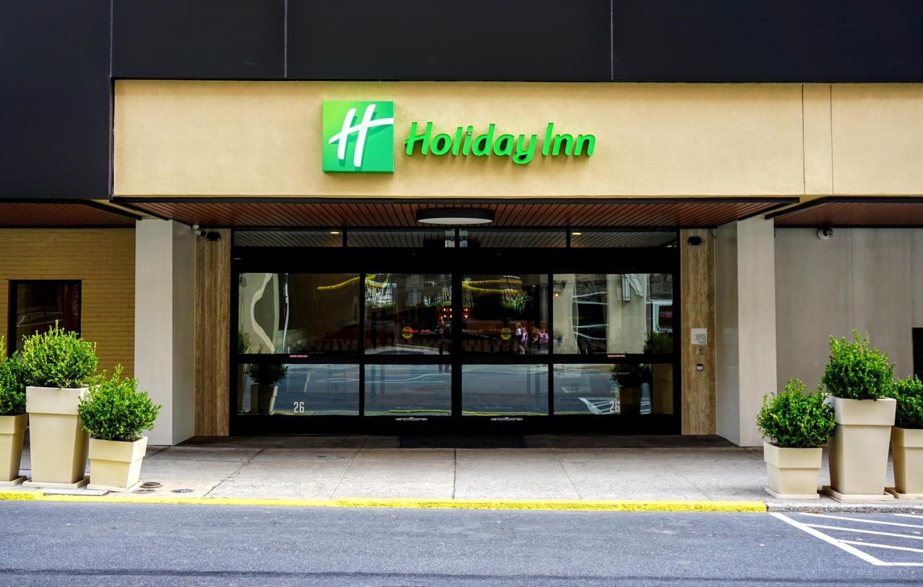 Holiday Inn Lancaster by IHG