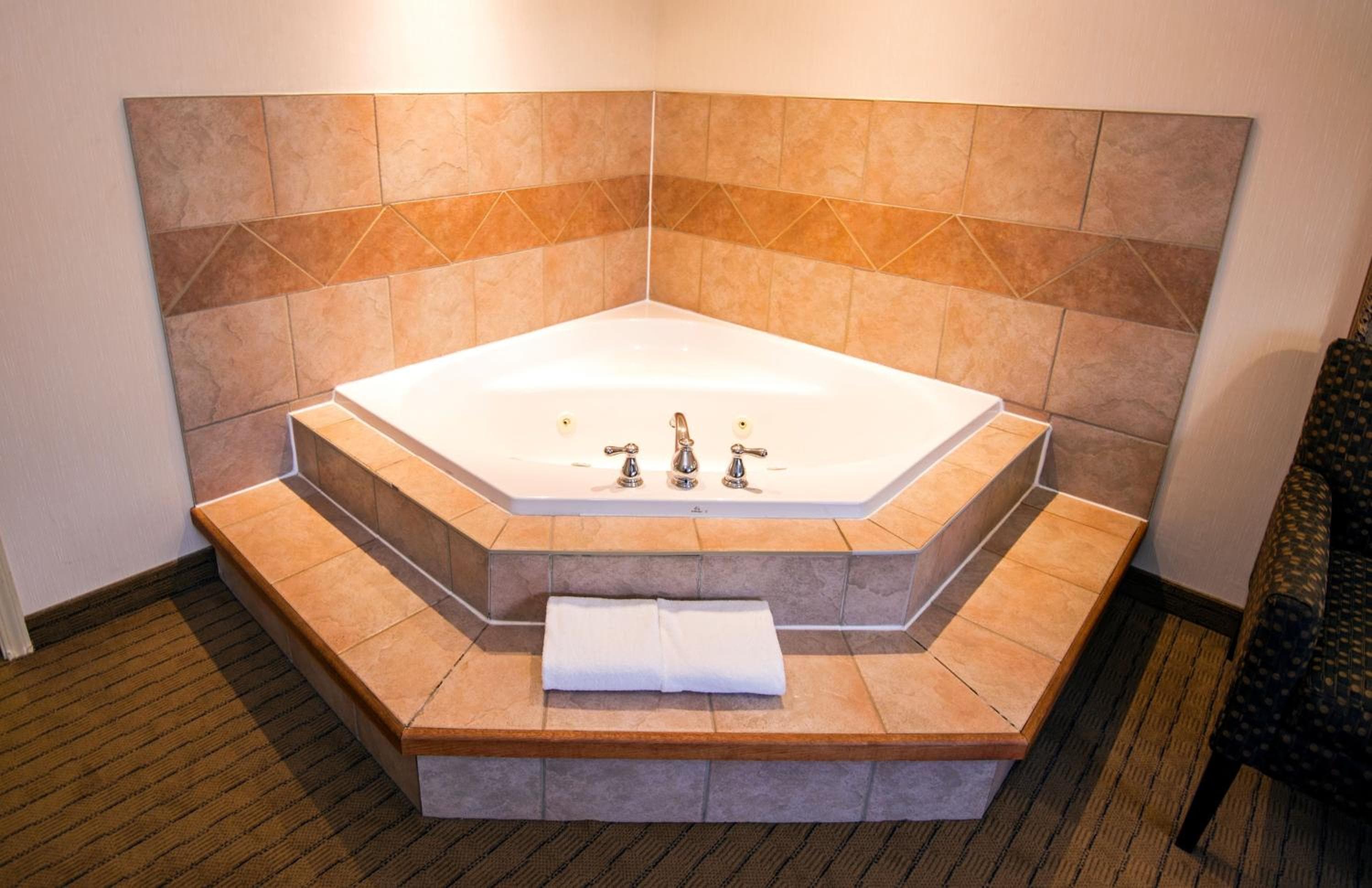 Holiday Inn Hinton by IHG