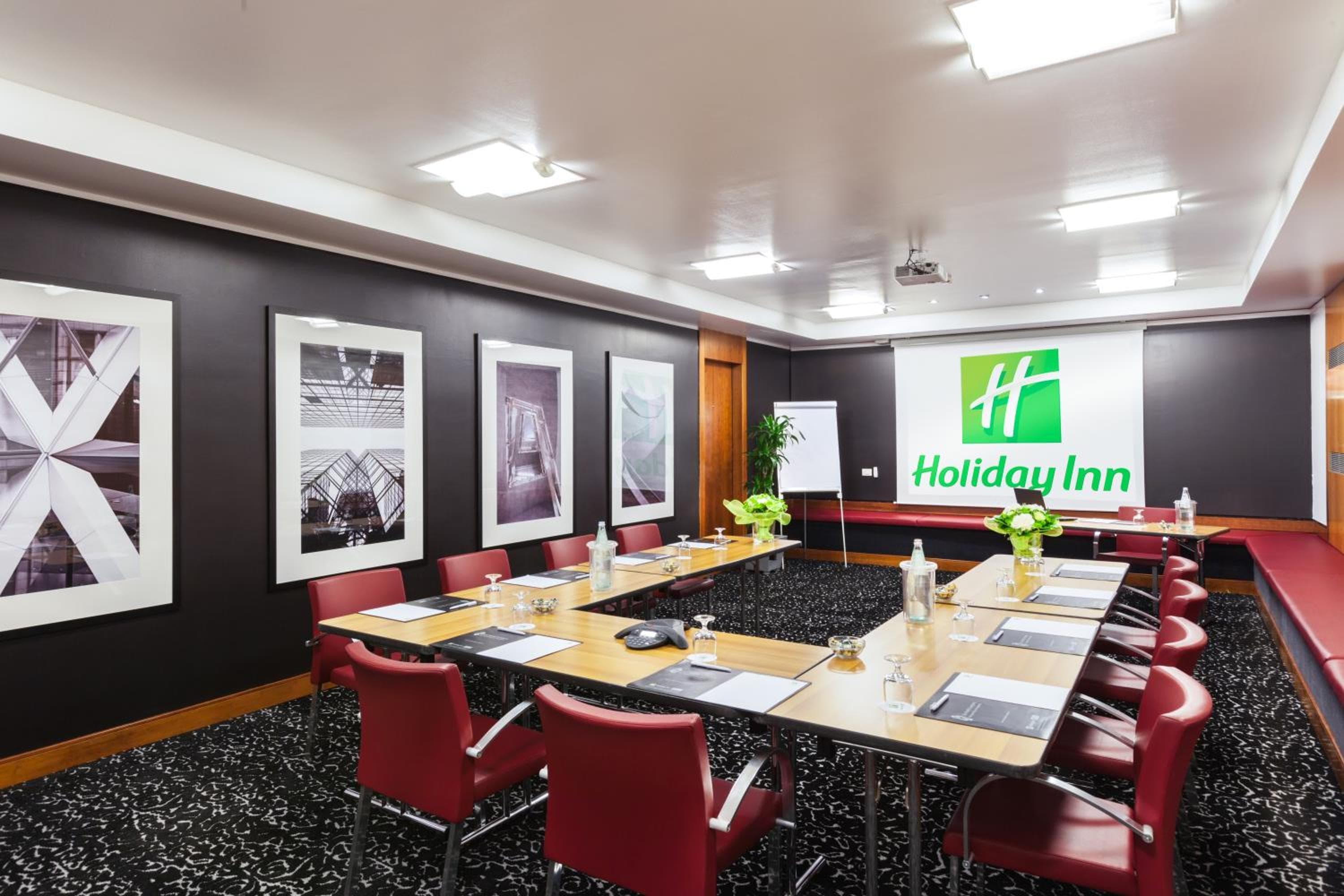 Holiday Inn Milan Garibaldi Station by IHG