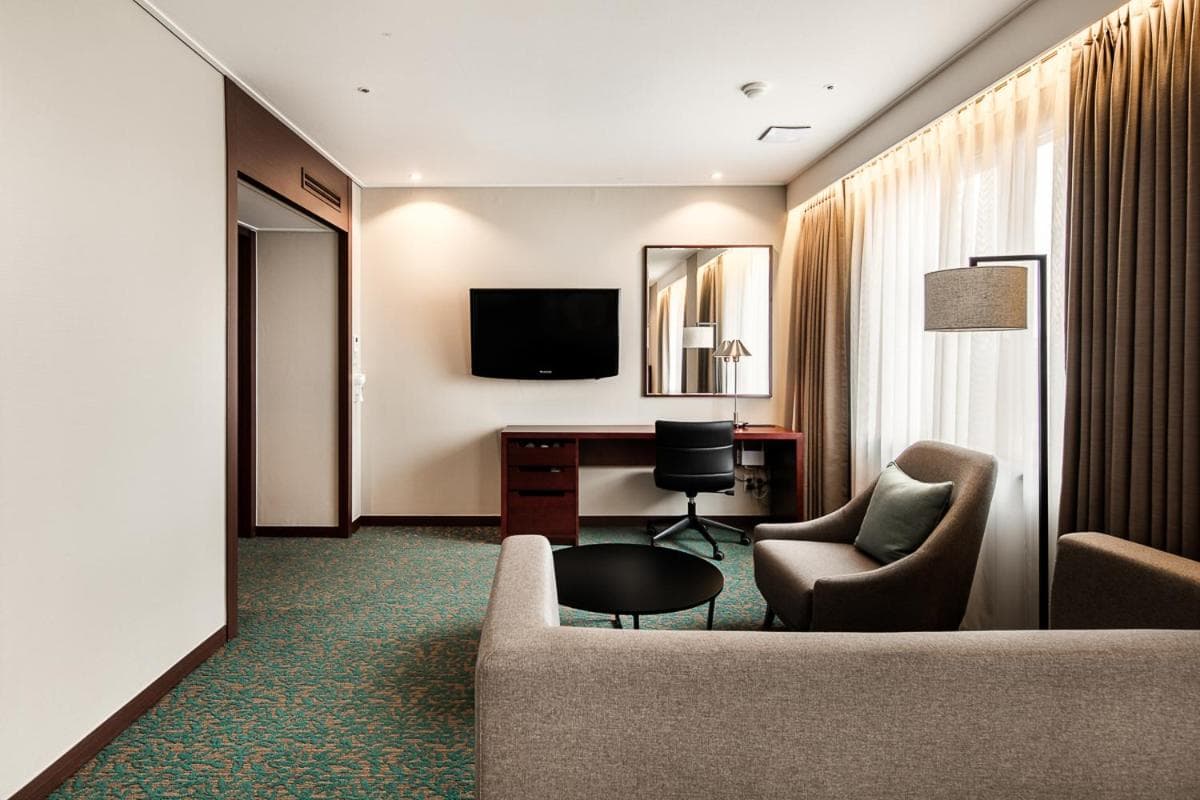 hotel room