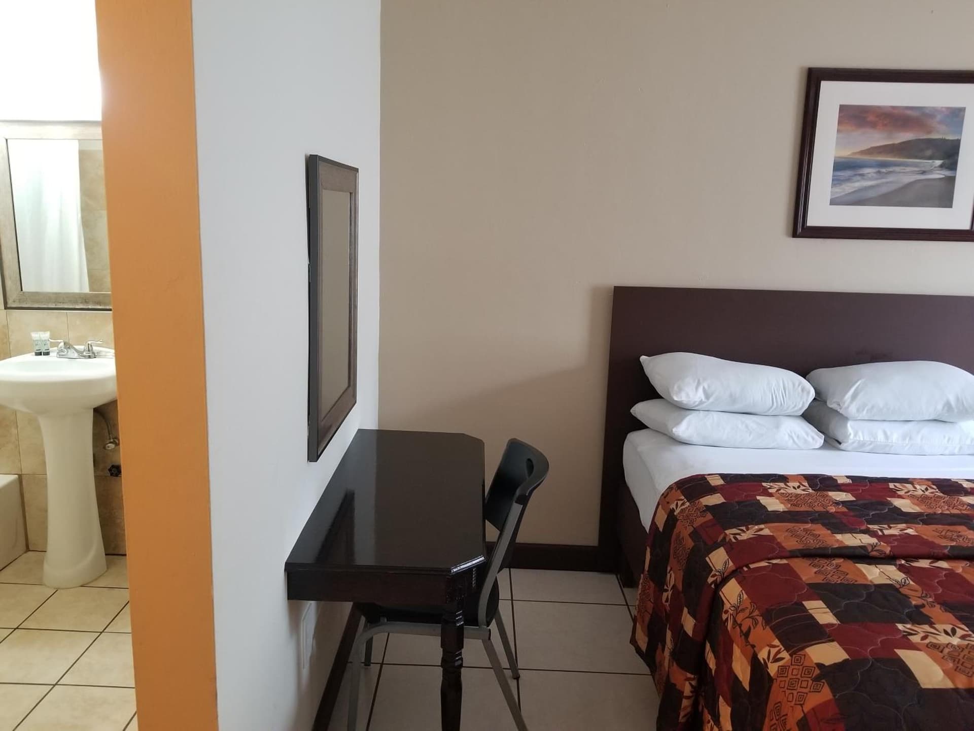 Parkway Inn