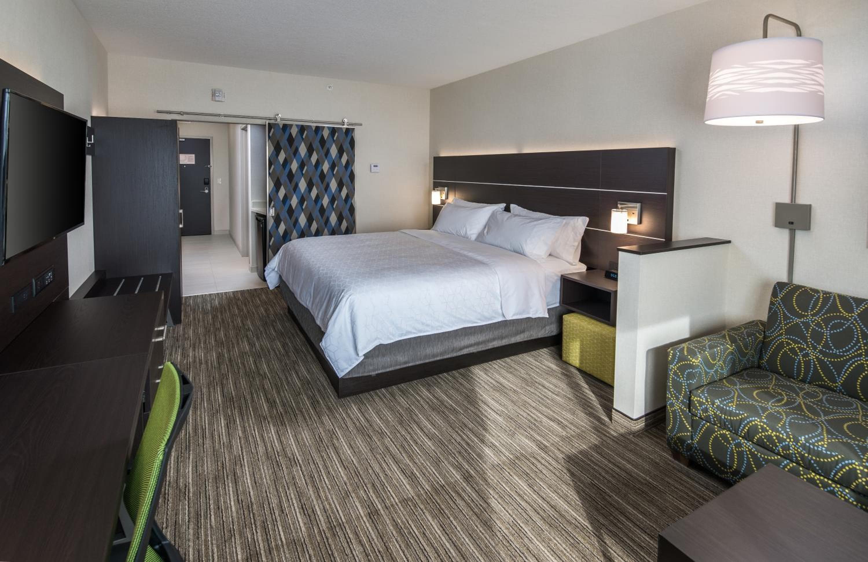 Holiday Inn Express & Suites - Saskatoon East - University by IHG