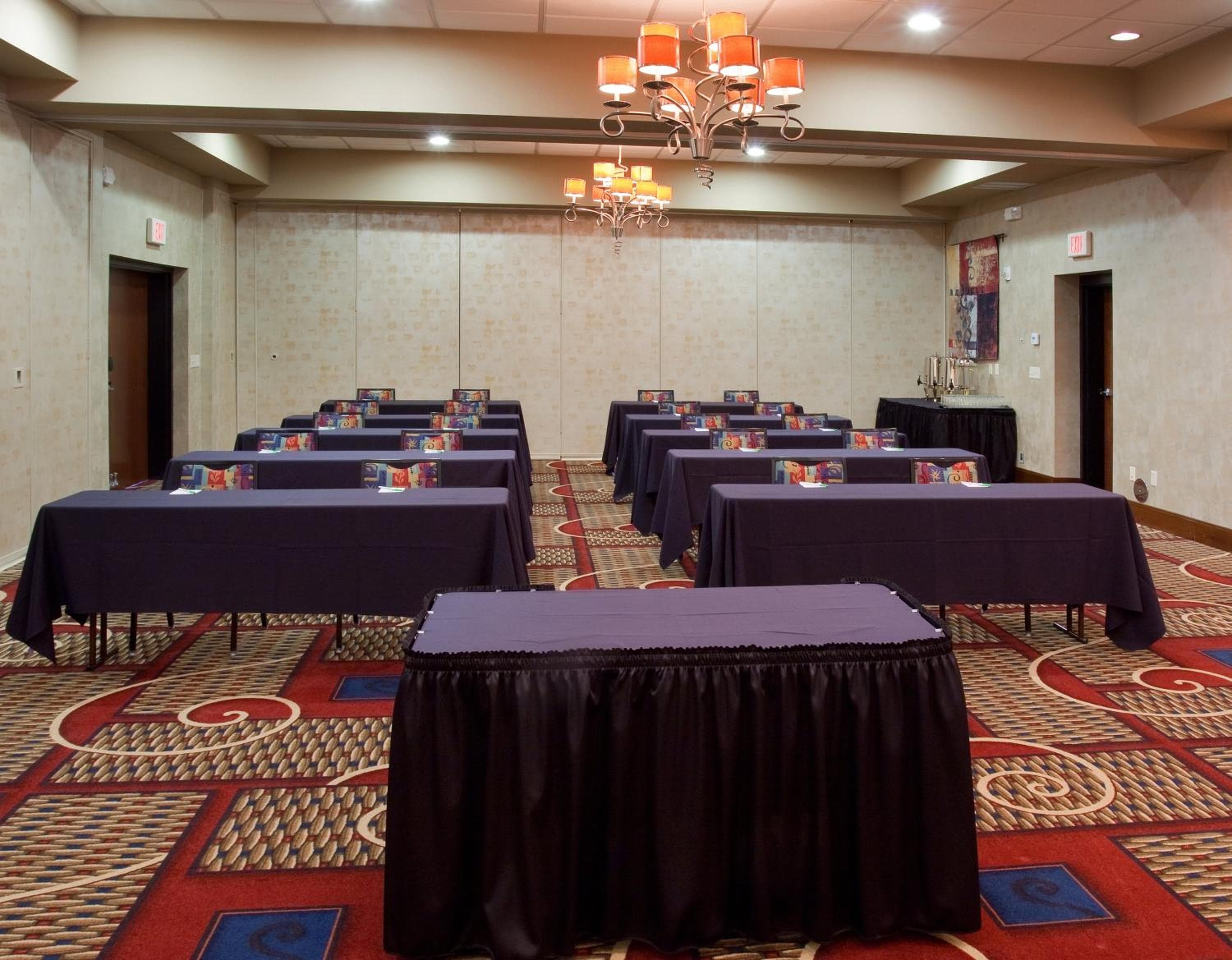 Holiday Inn & Suites Salt Lake City - Airport West by IHG