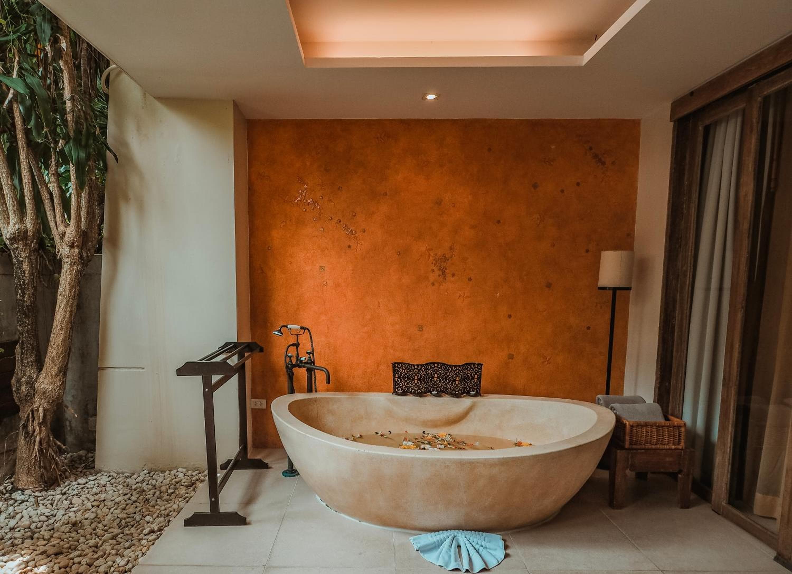 Burasari Phuket Resort & Spa