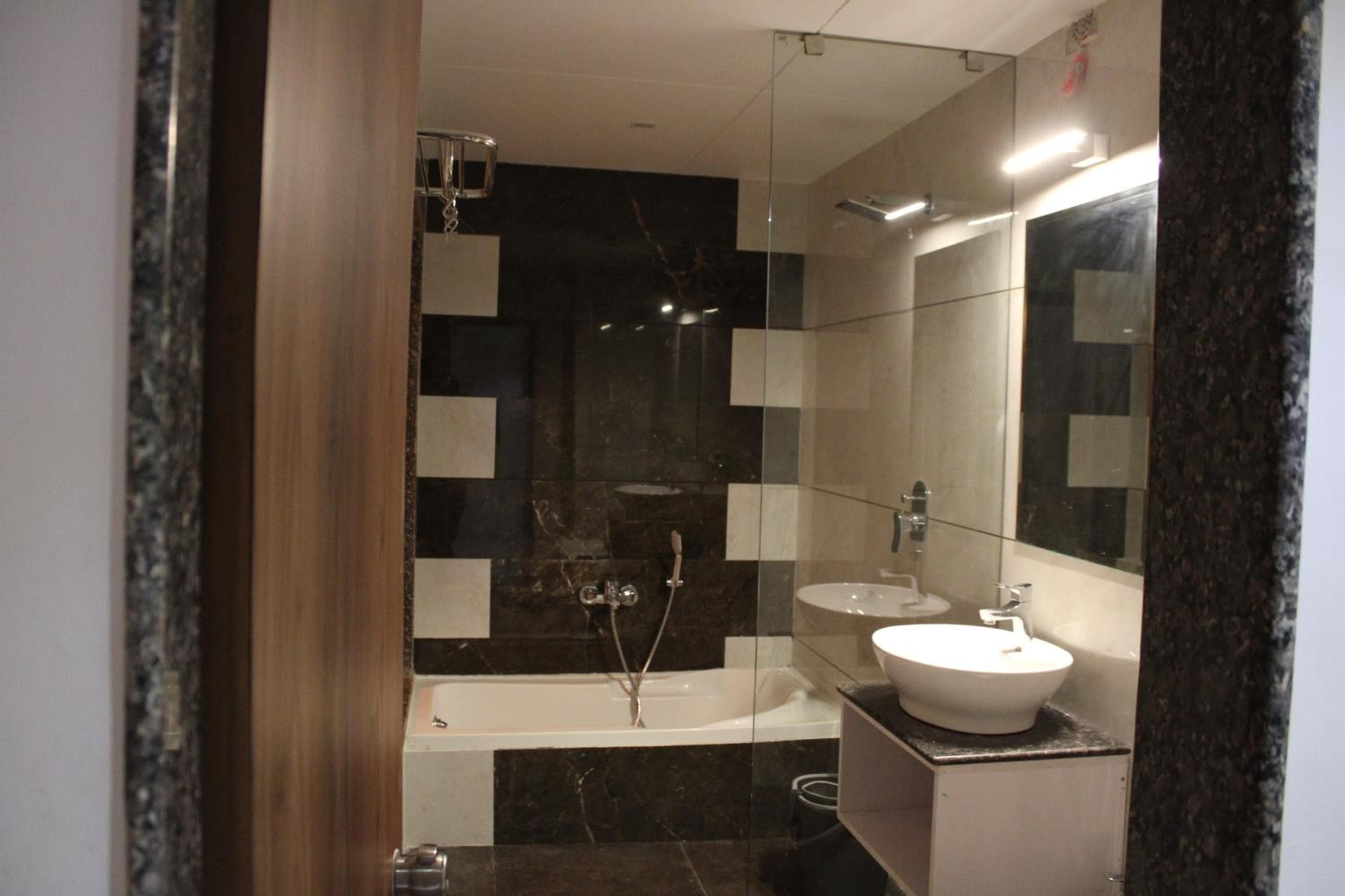 Hotel The Grand Piano - Best Business Hotel in Patan