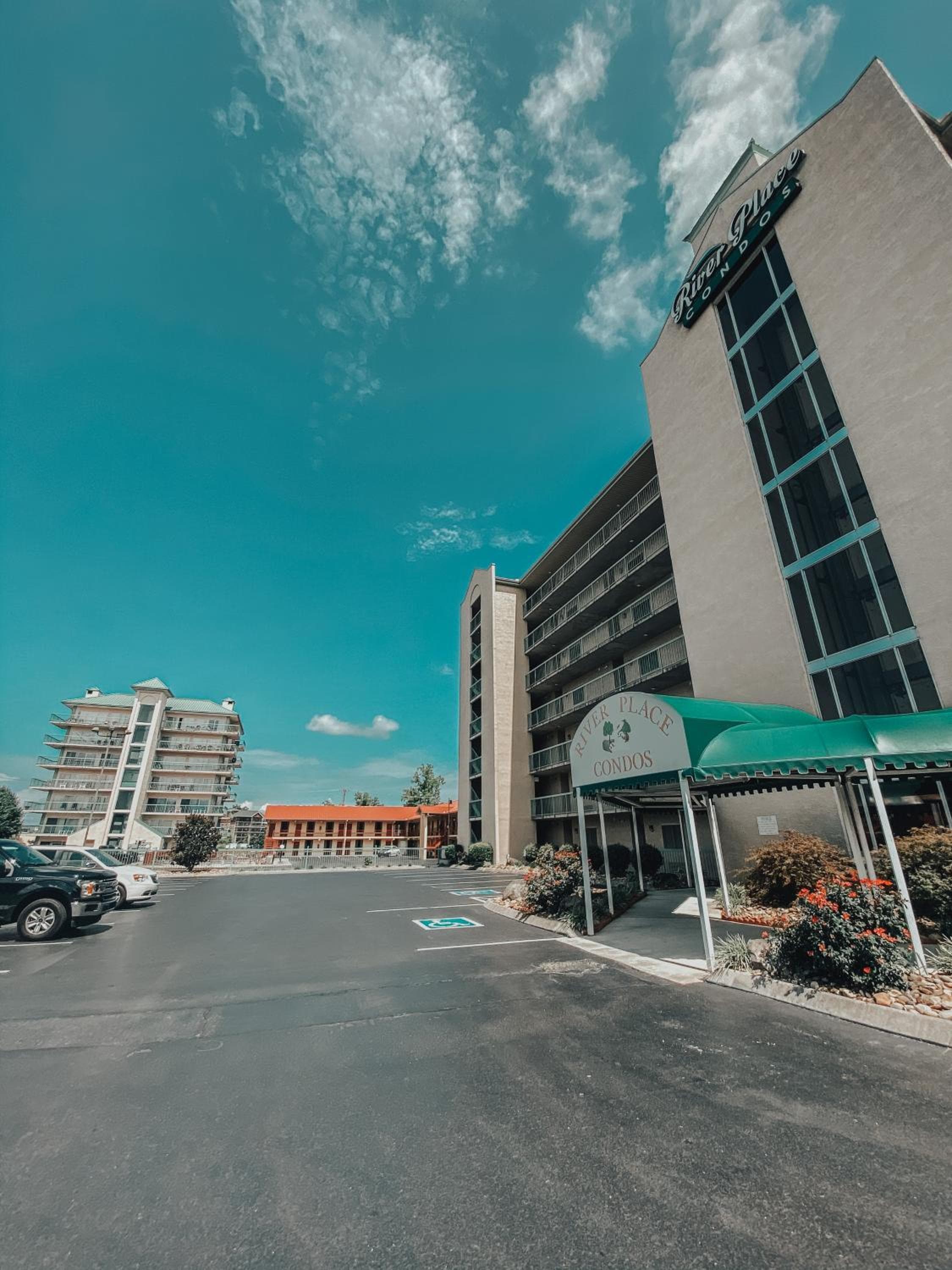 River Place Condos Riverside #209