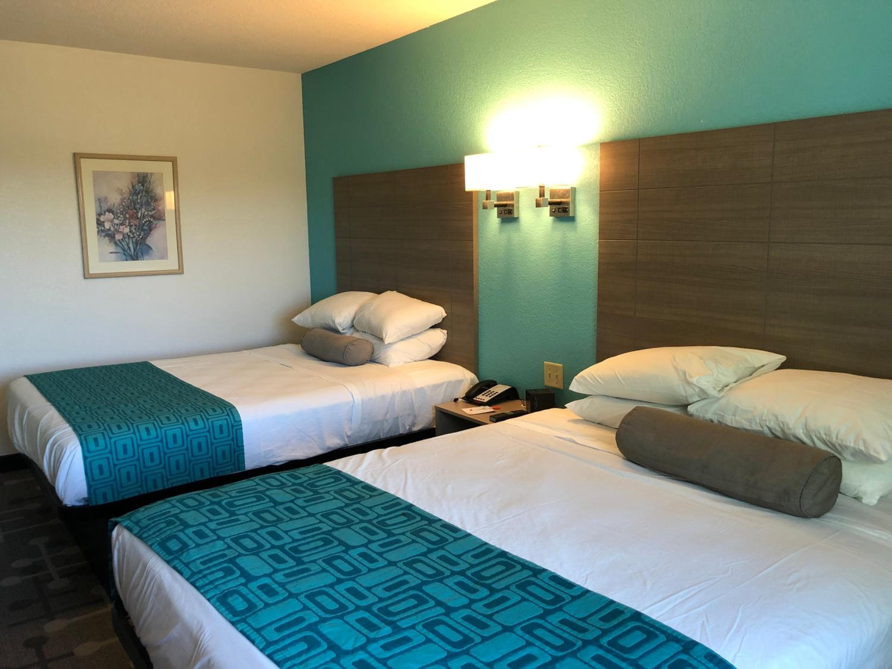 Red Lion Inn & Suites Elk Grove Village