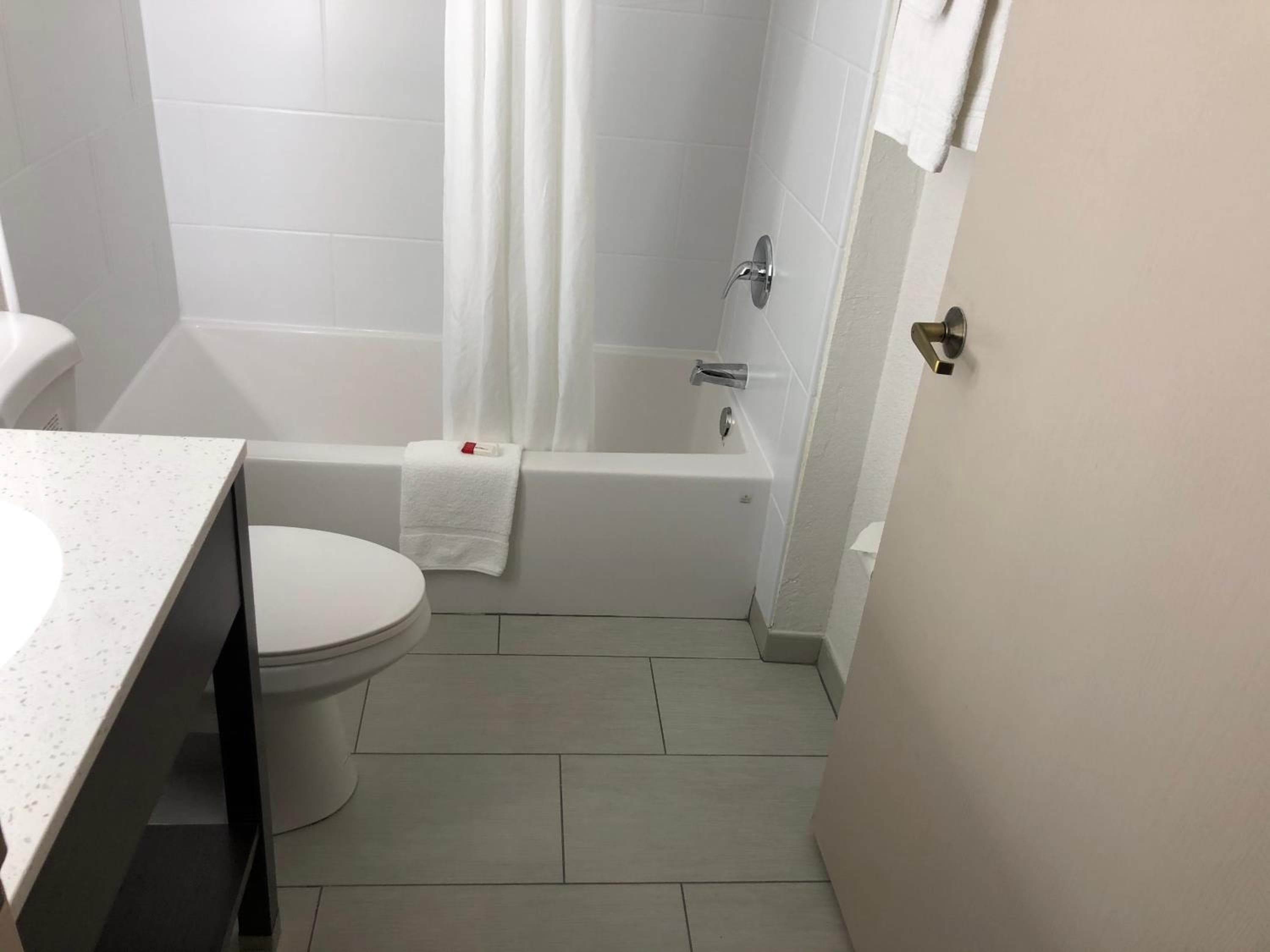 Red Lion Inn & Suites Elk Grove Village