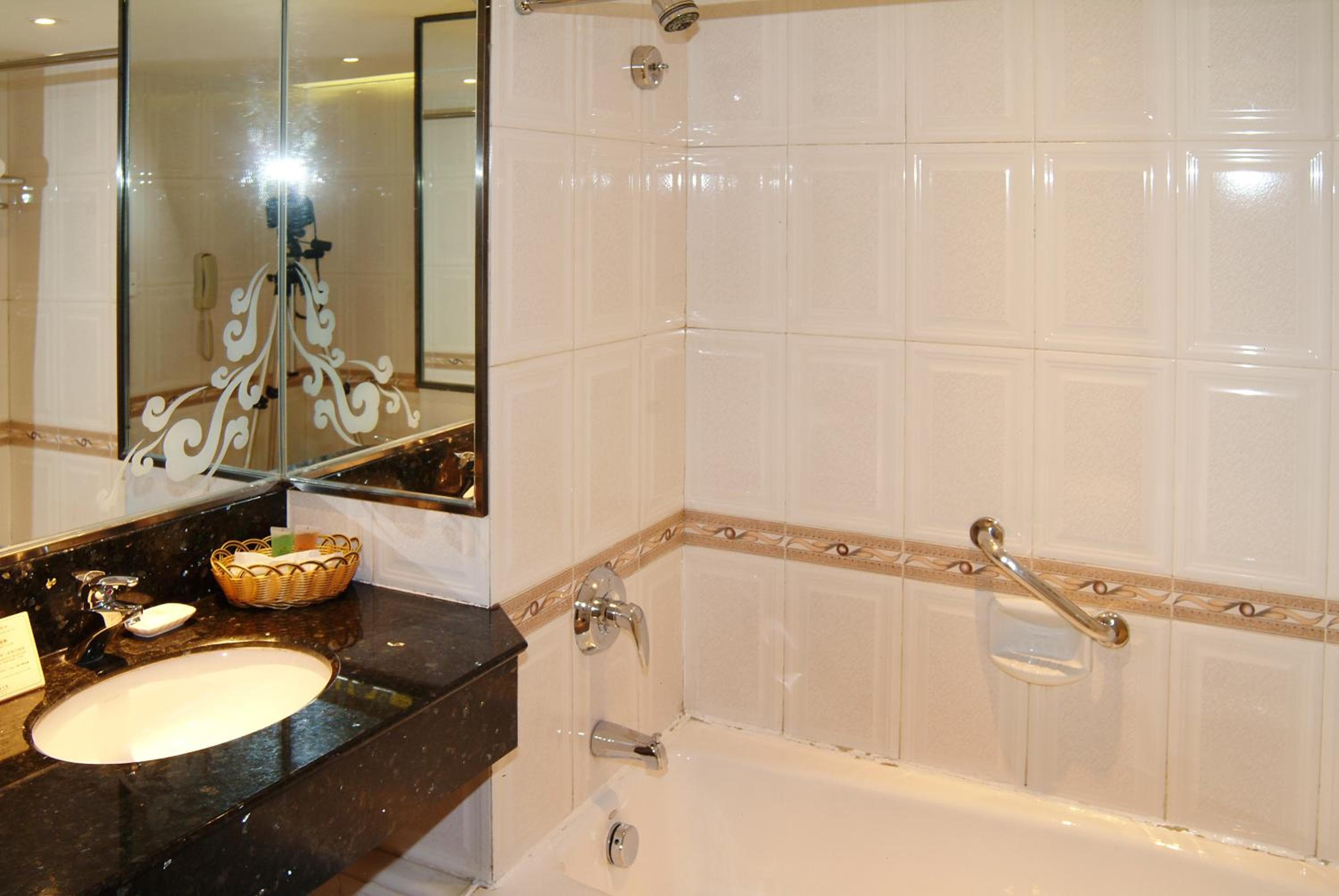 Guangdong Hotel