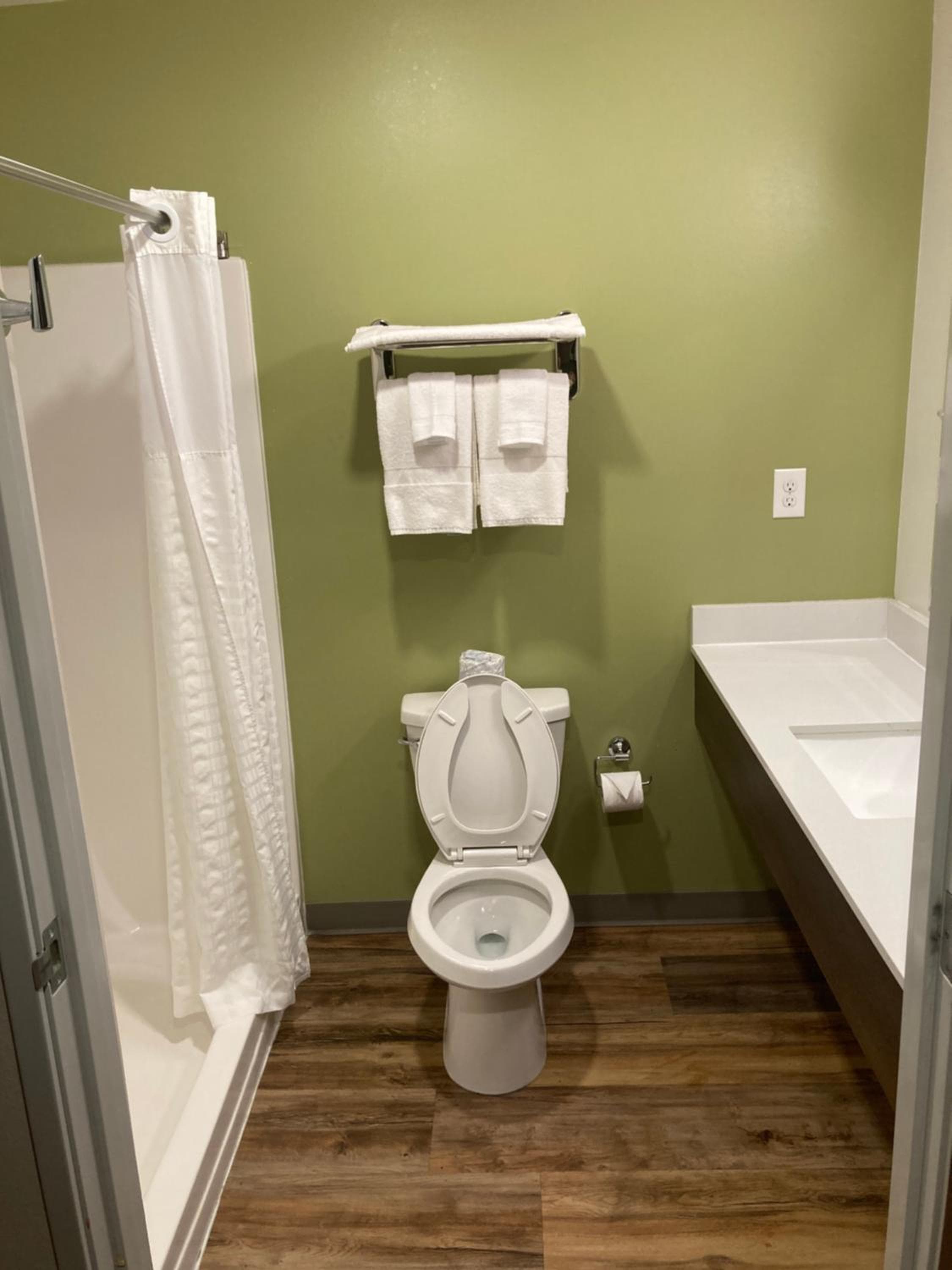Woodspring Suites Cherry Hill