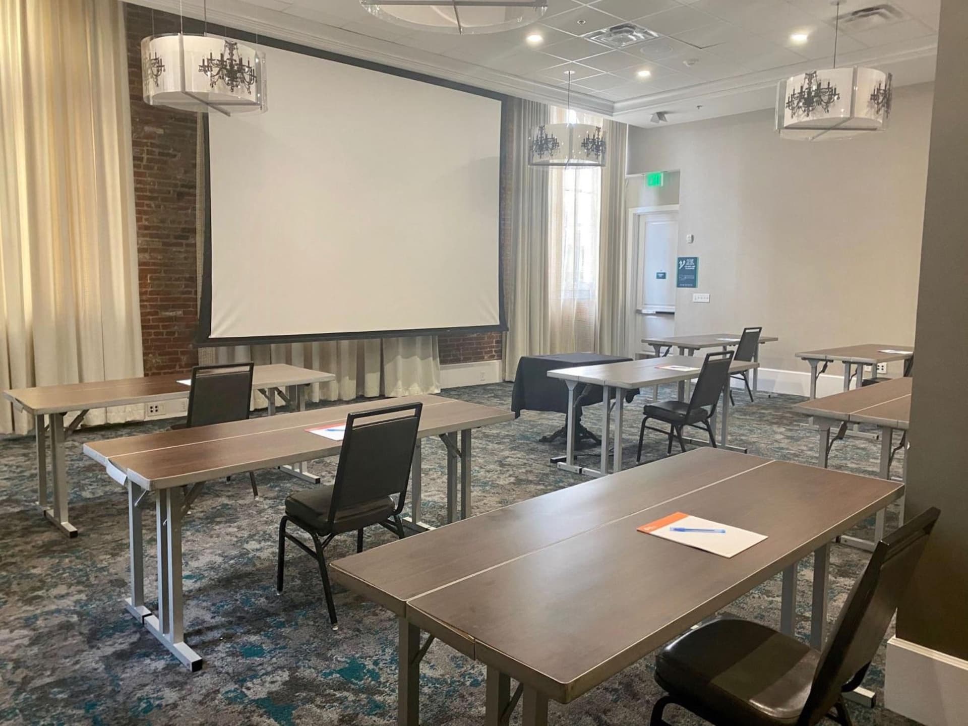 Hotel Indigo Savannah Historic District by IHG