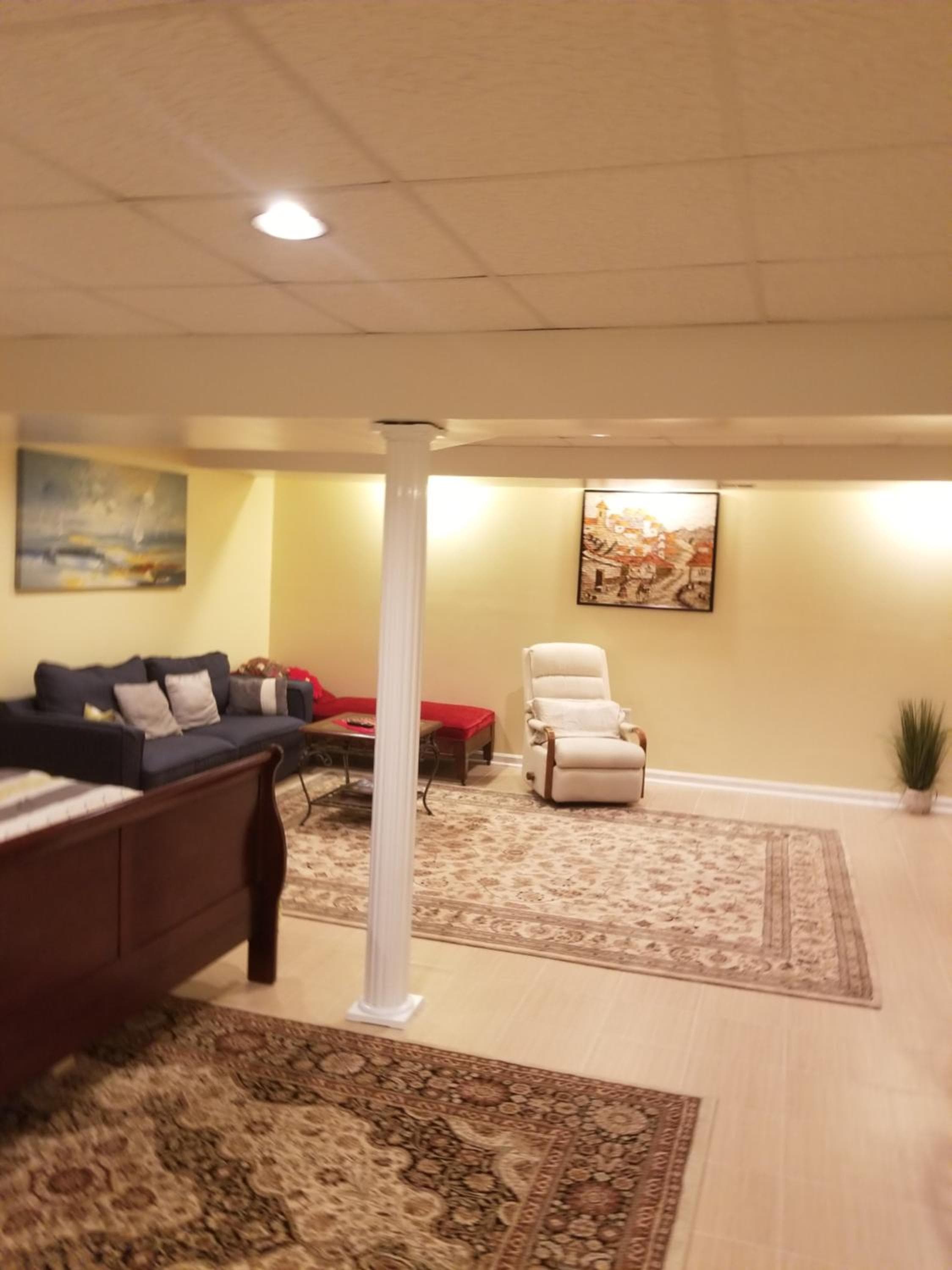 Superb Basement close to the Gaylord MGM Outlets National Harbor