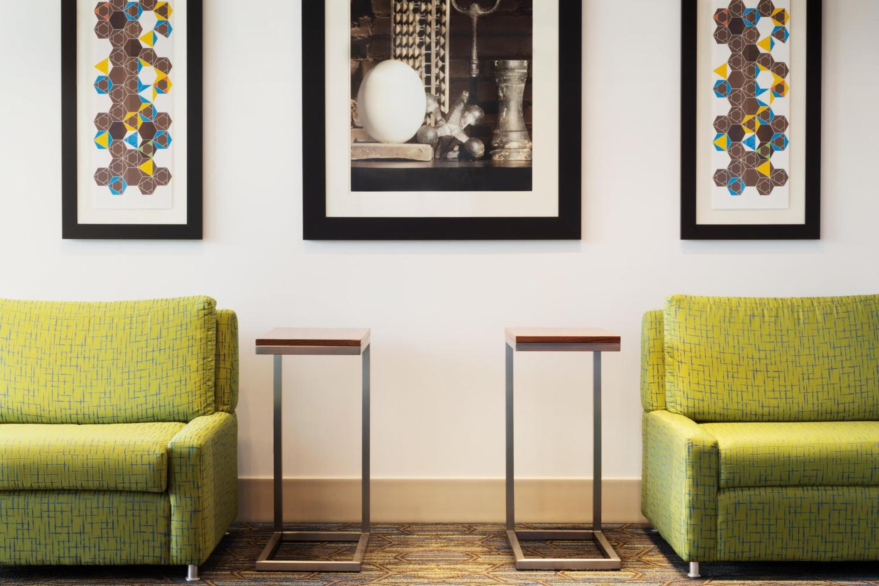 Holiday Inn Express & Suites - Savannah W - Chatham Parkway by IHG