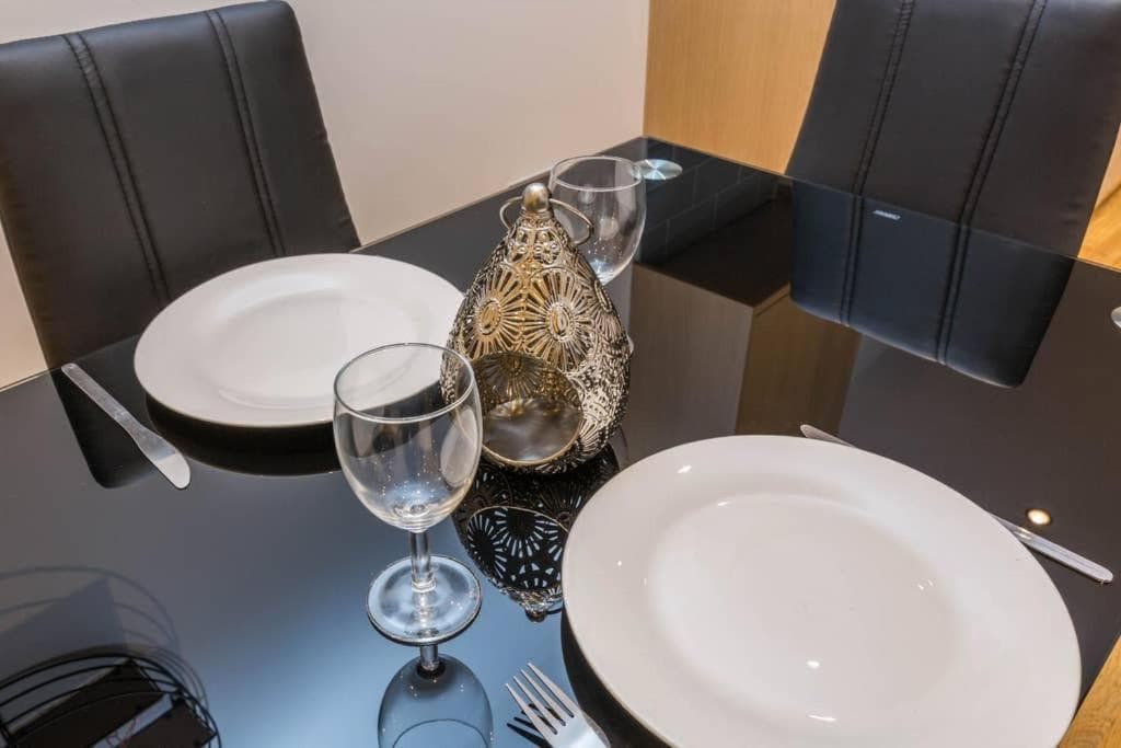 Long Row Apartments in Nottingham City Centre