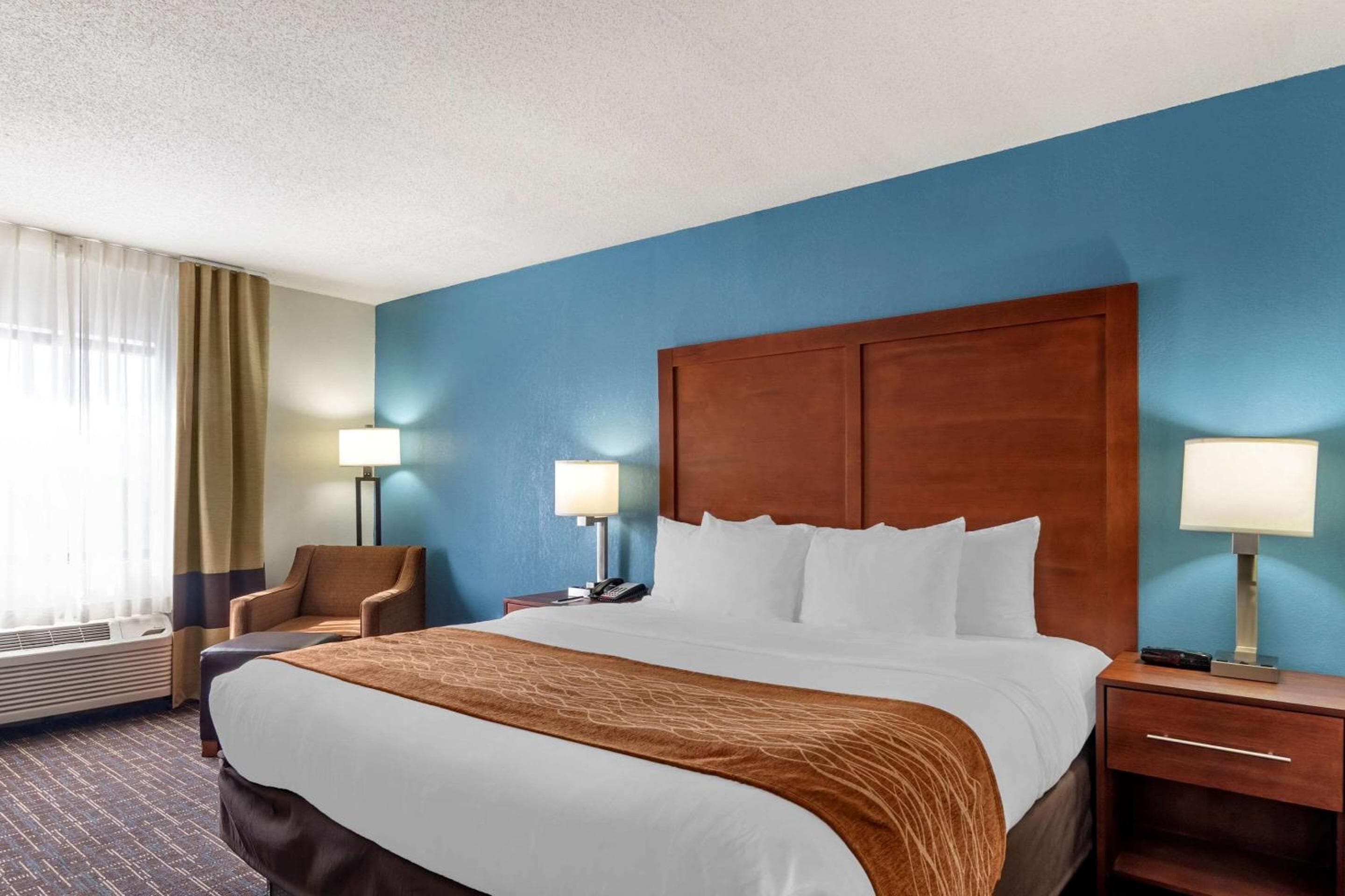 Comfort Inn & Suites Lees Summit - Kansas City