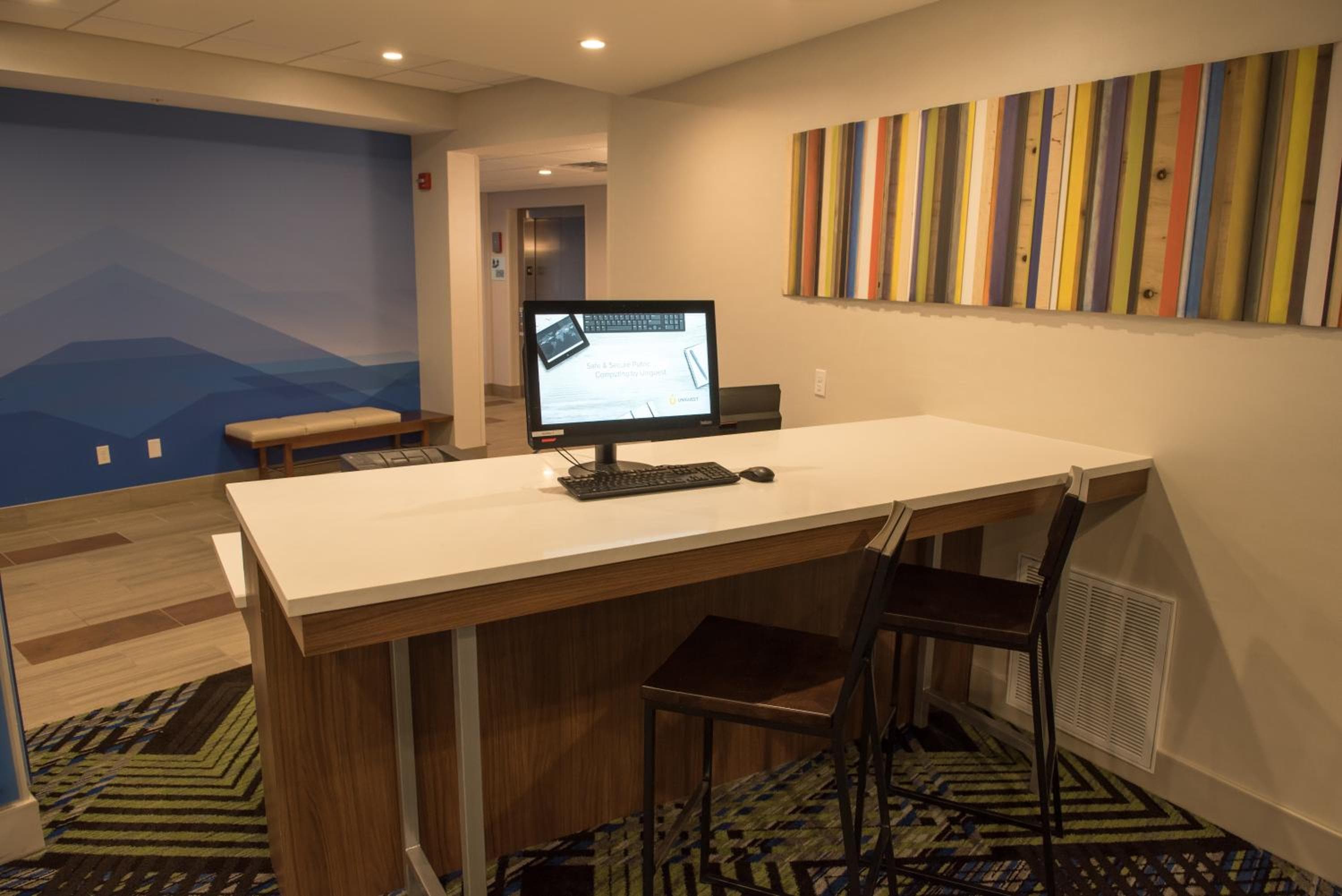 Holiday Inn Express & Suites - Louisville N - Jeffersonville by IHG