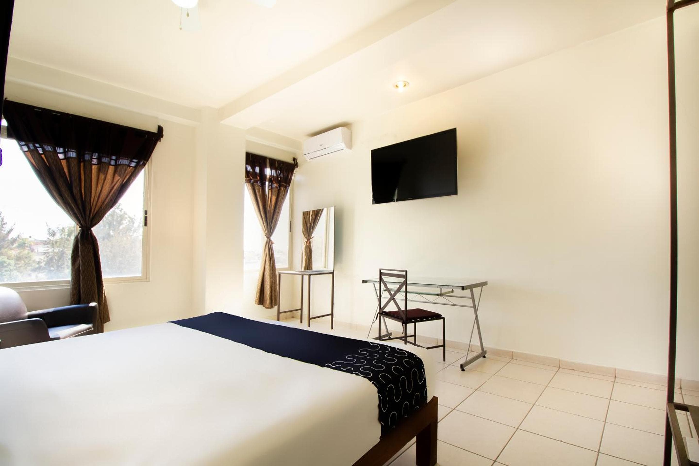 Hotel Plaza Galindo